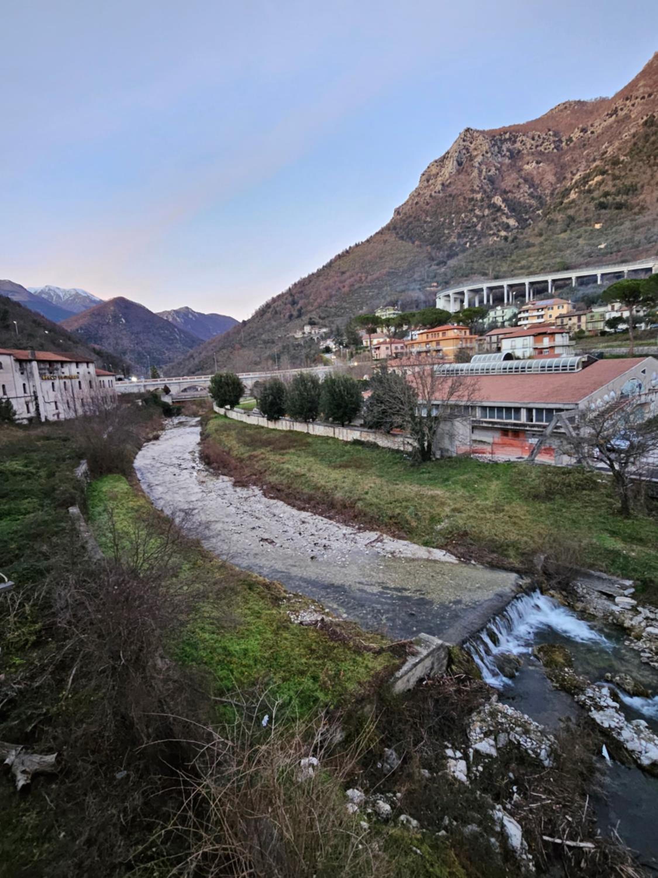 Da Caterina alla piccola cascata