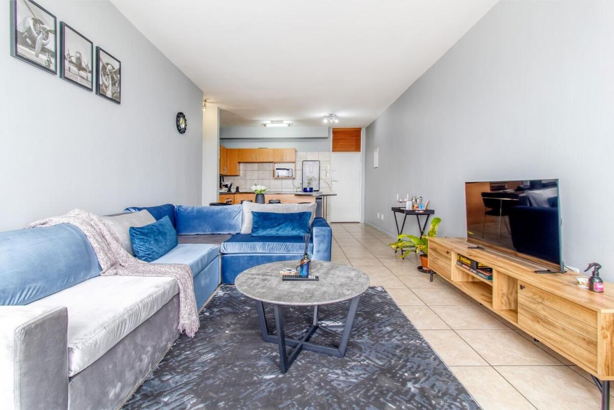 Skyline Hideout XL King Bed FREE Parking Views