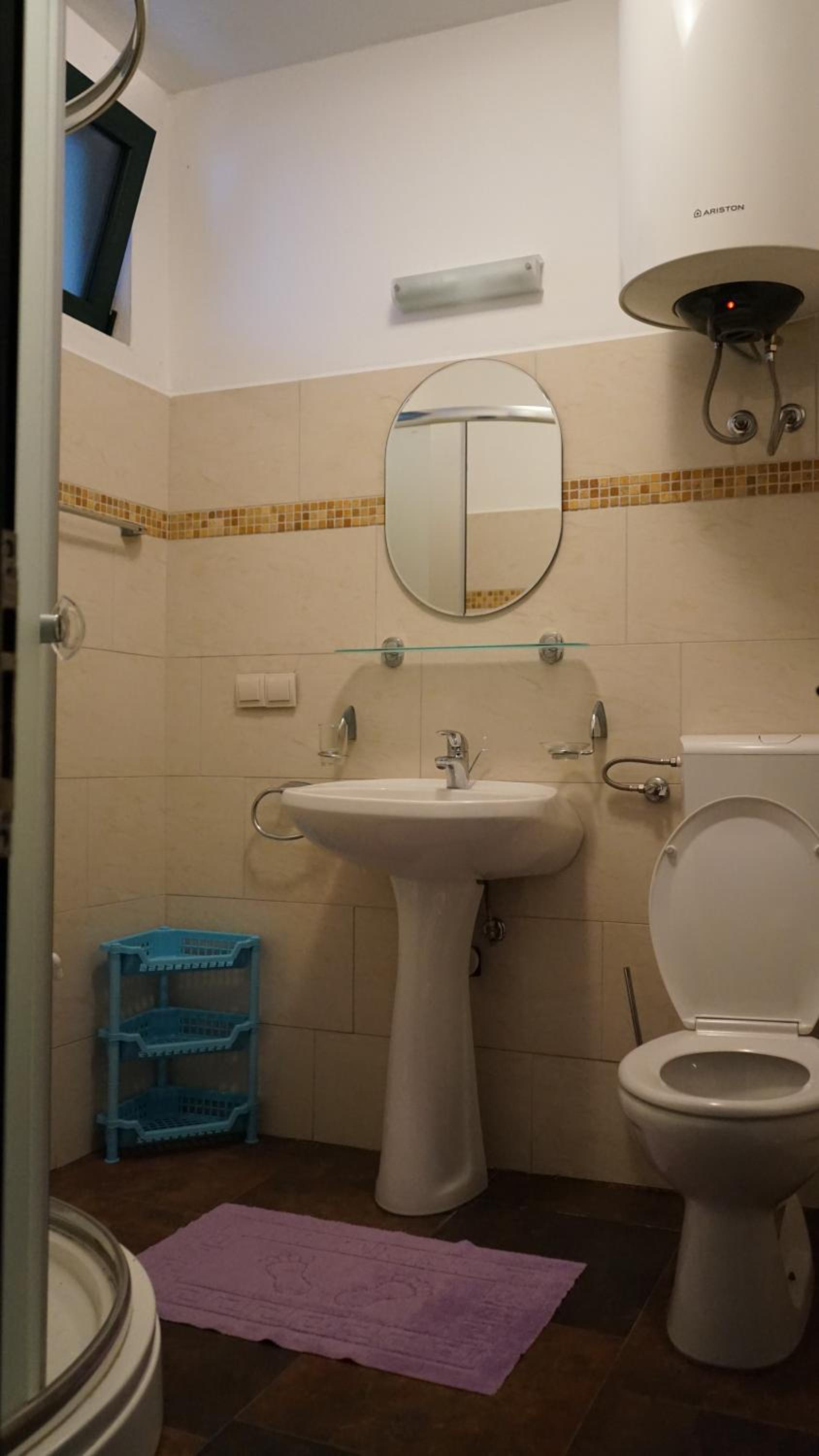 Lero Apartments