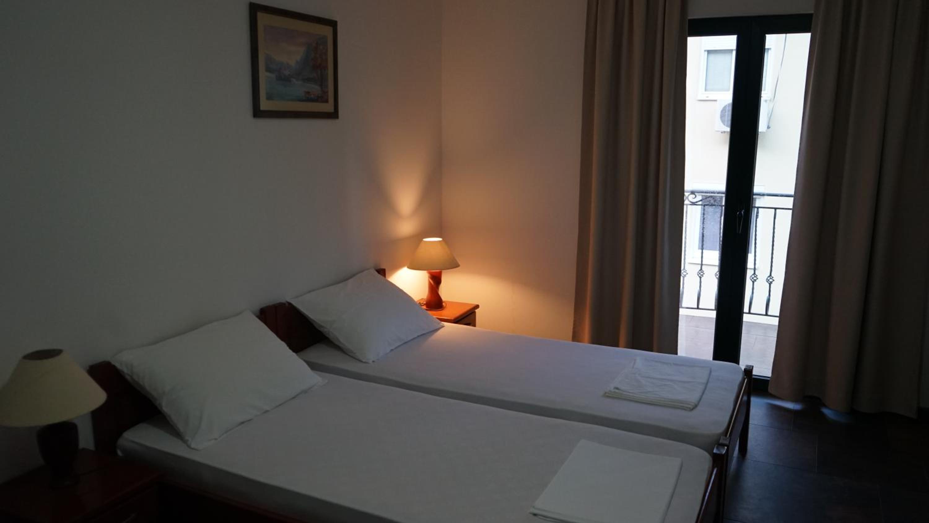 Lero Apartments