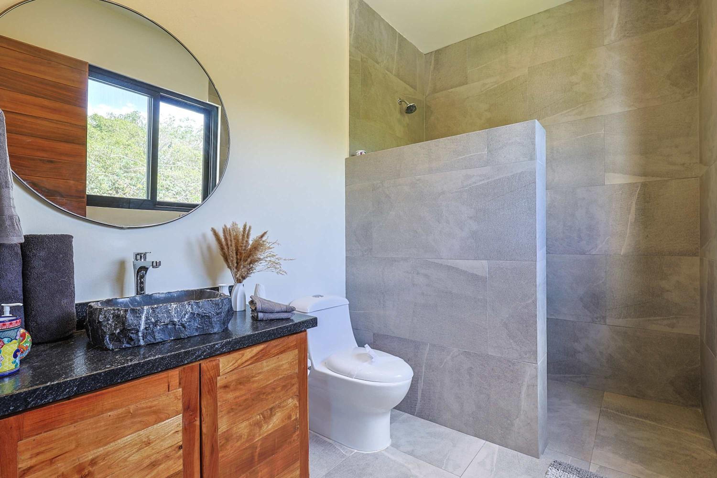 Cozy Getaway Shared Pool & Cenote Access