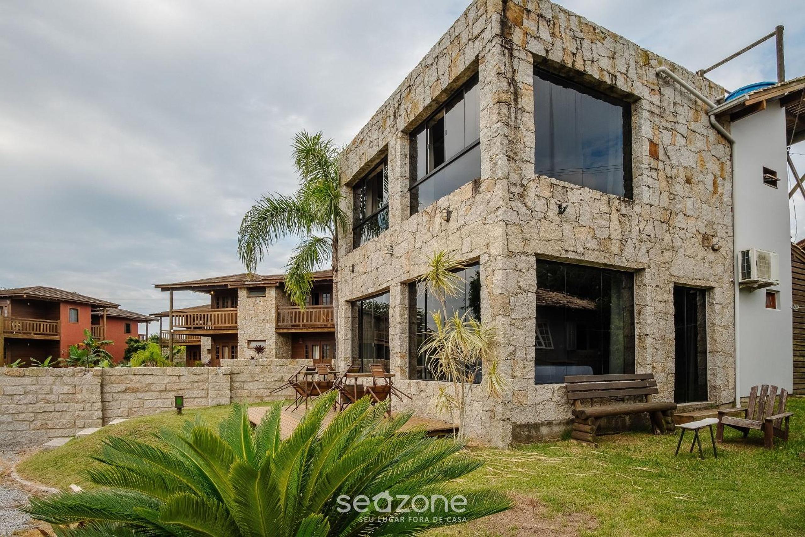 Complete studios in Imbituba Beach - PRN