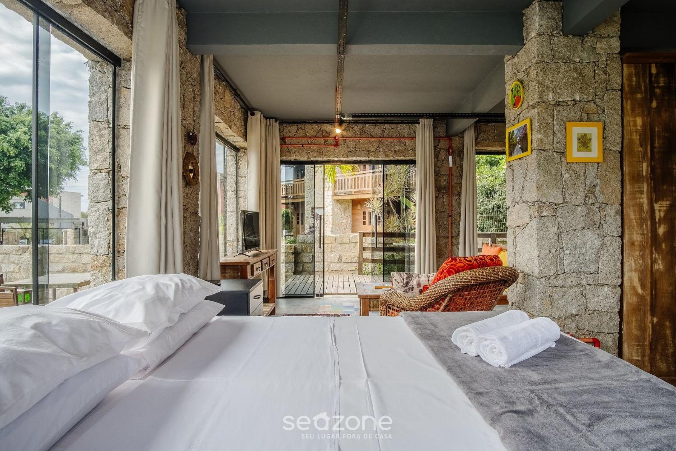 Complete studios in Imbituba Beach - PRN