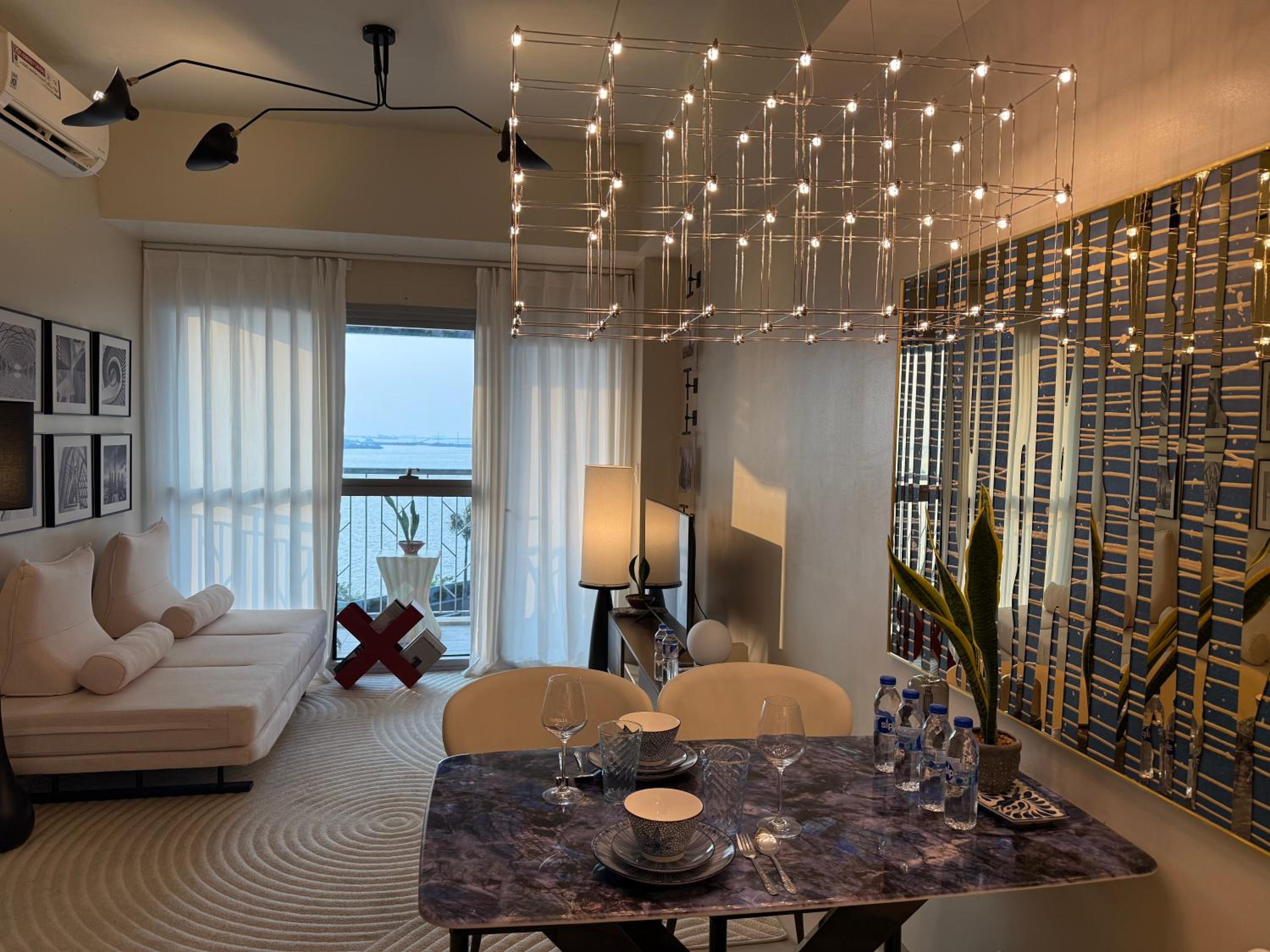 Playful 1BR With Magnificant Bayview Garden View Near Okada, Solaire, Aiports
