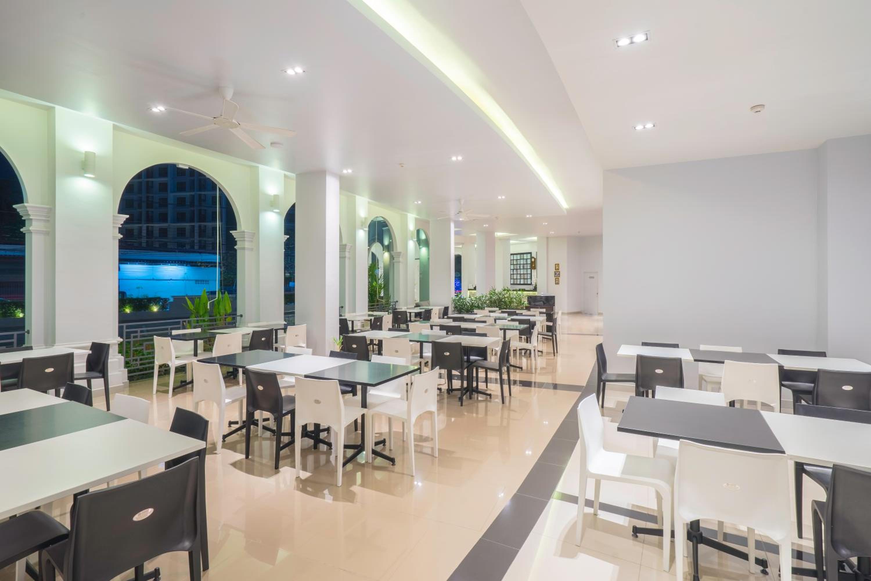 Vapa Hotel - SHA Extra Plus