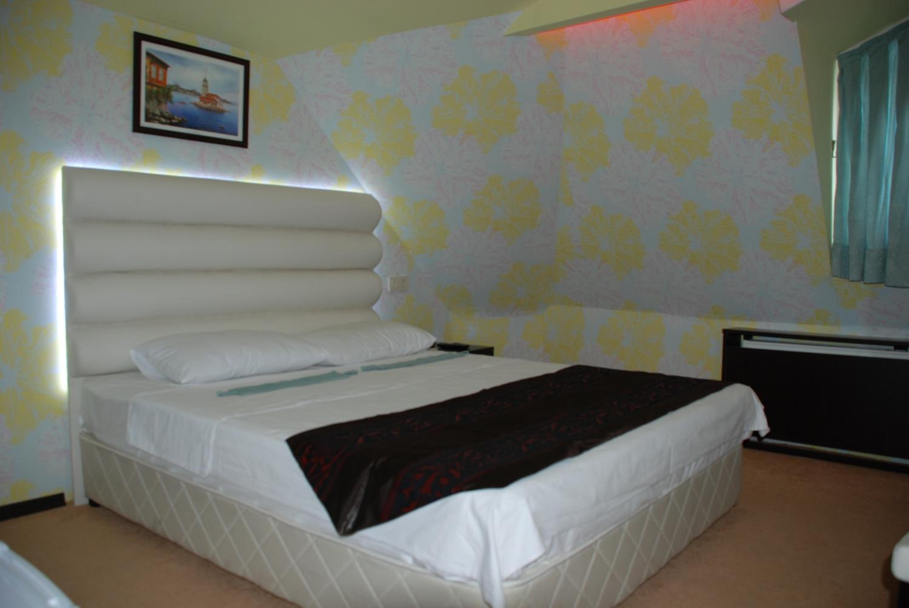 Timya Otel - Image 11