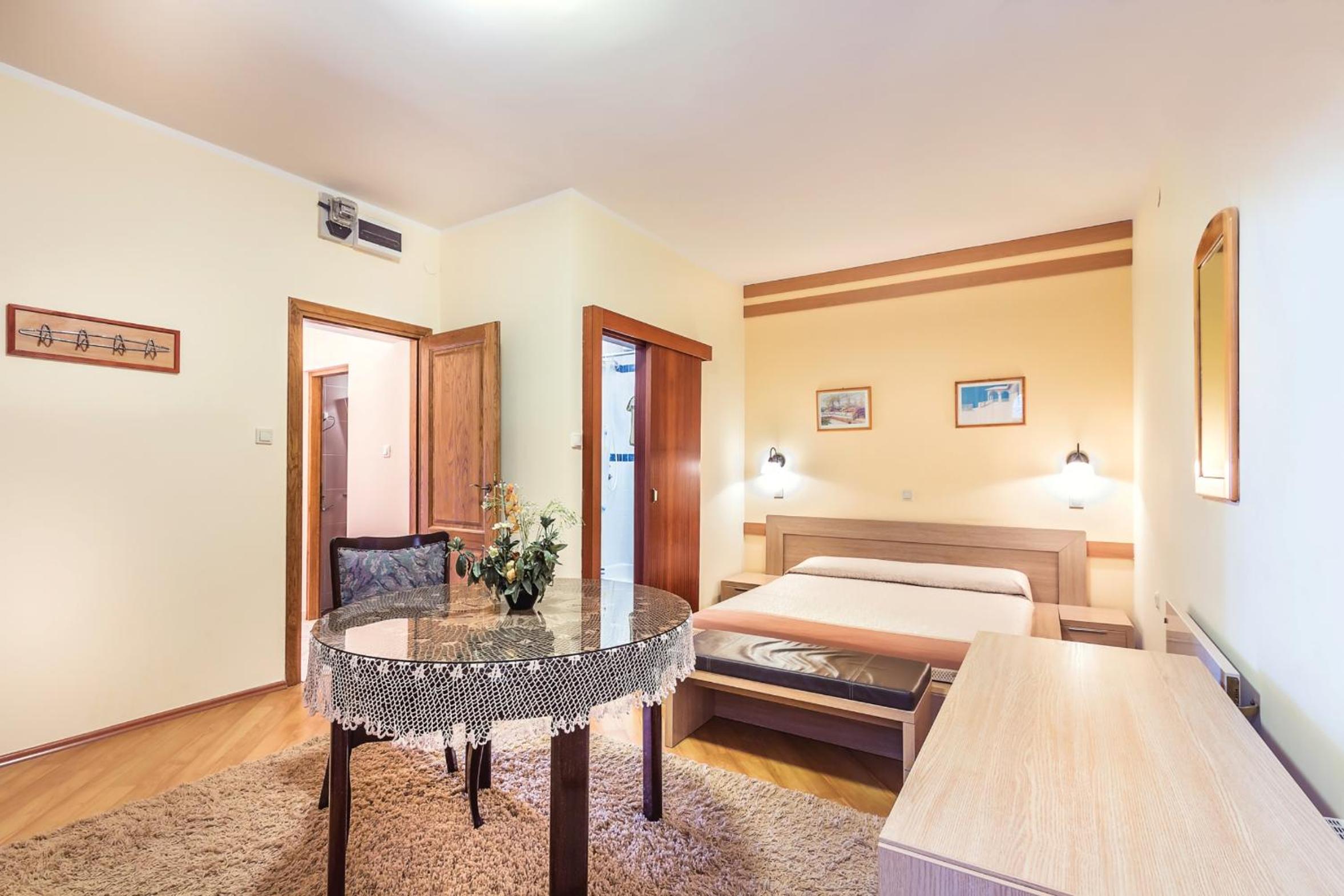 Villa Roses Apartments & Wellness
