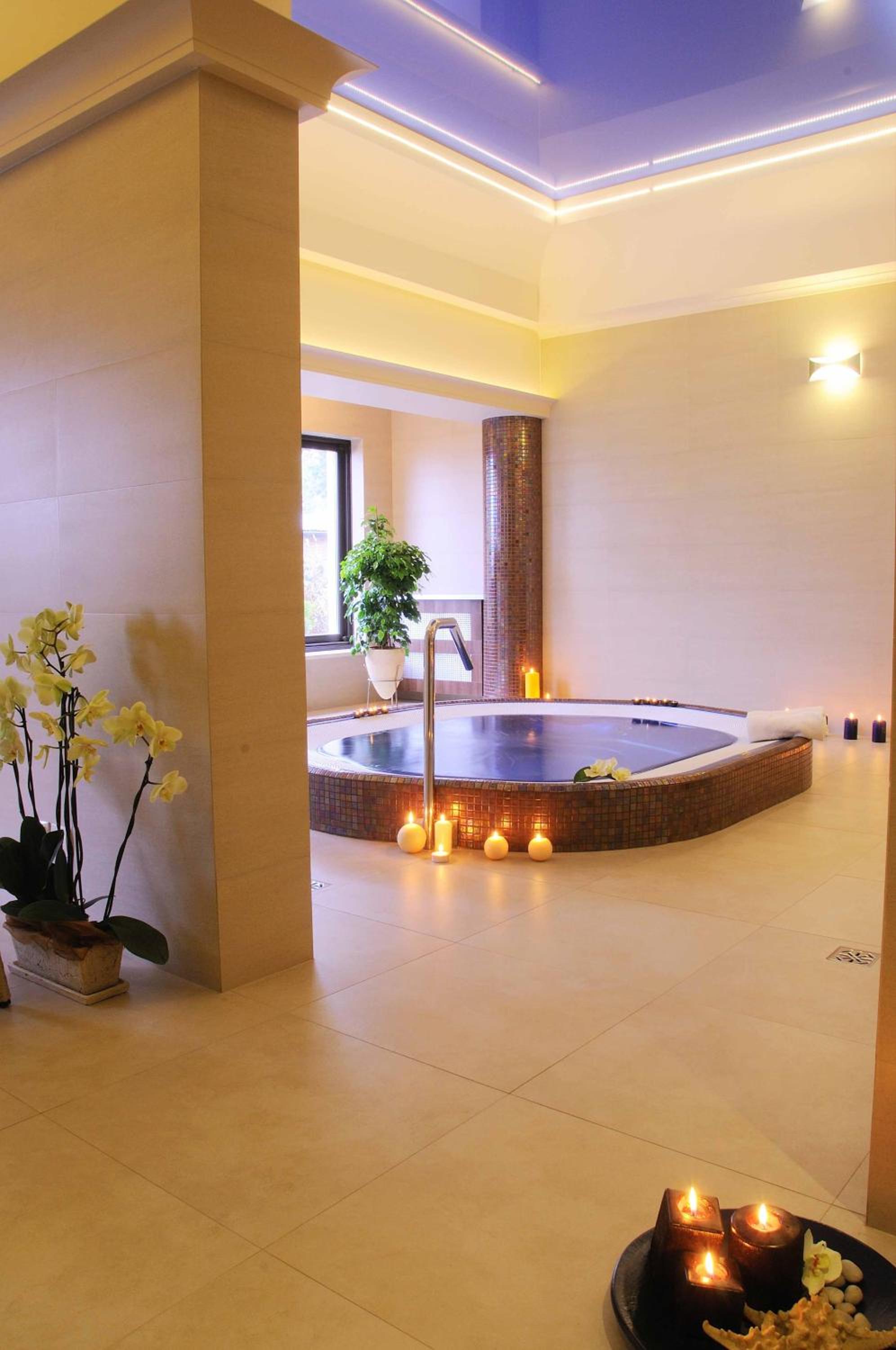 Jacuzzi