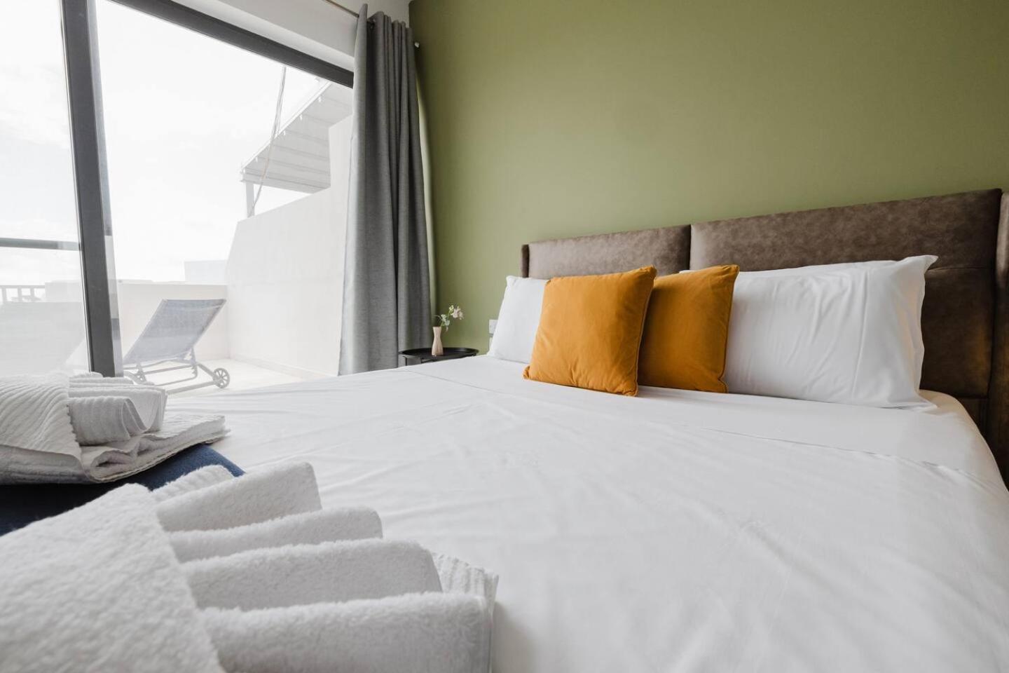 Crescent View PH - MLH city escape by Homely!