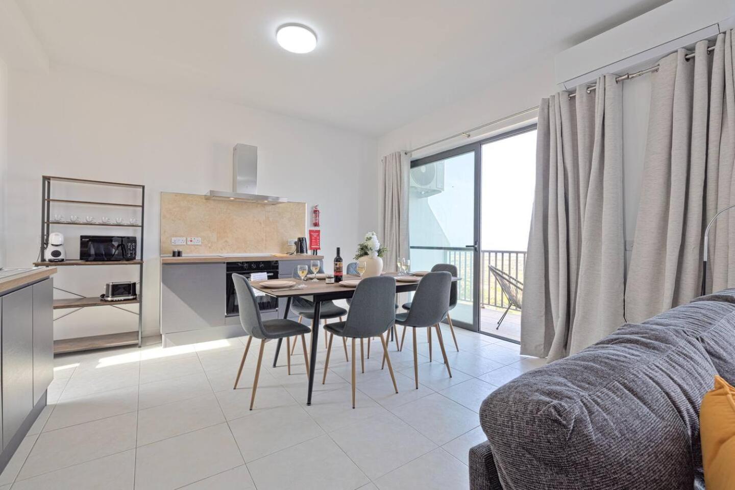 Crescent View PH - MLH city escape by Homely!