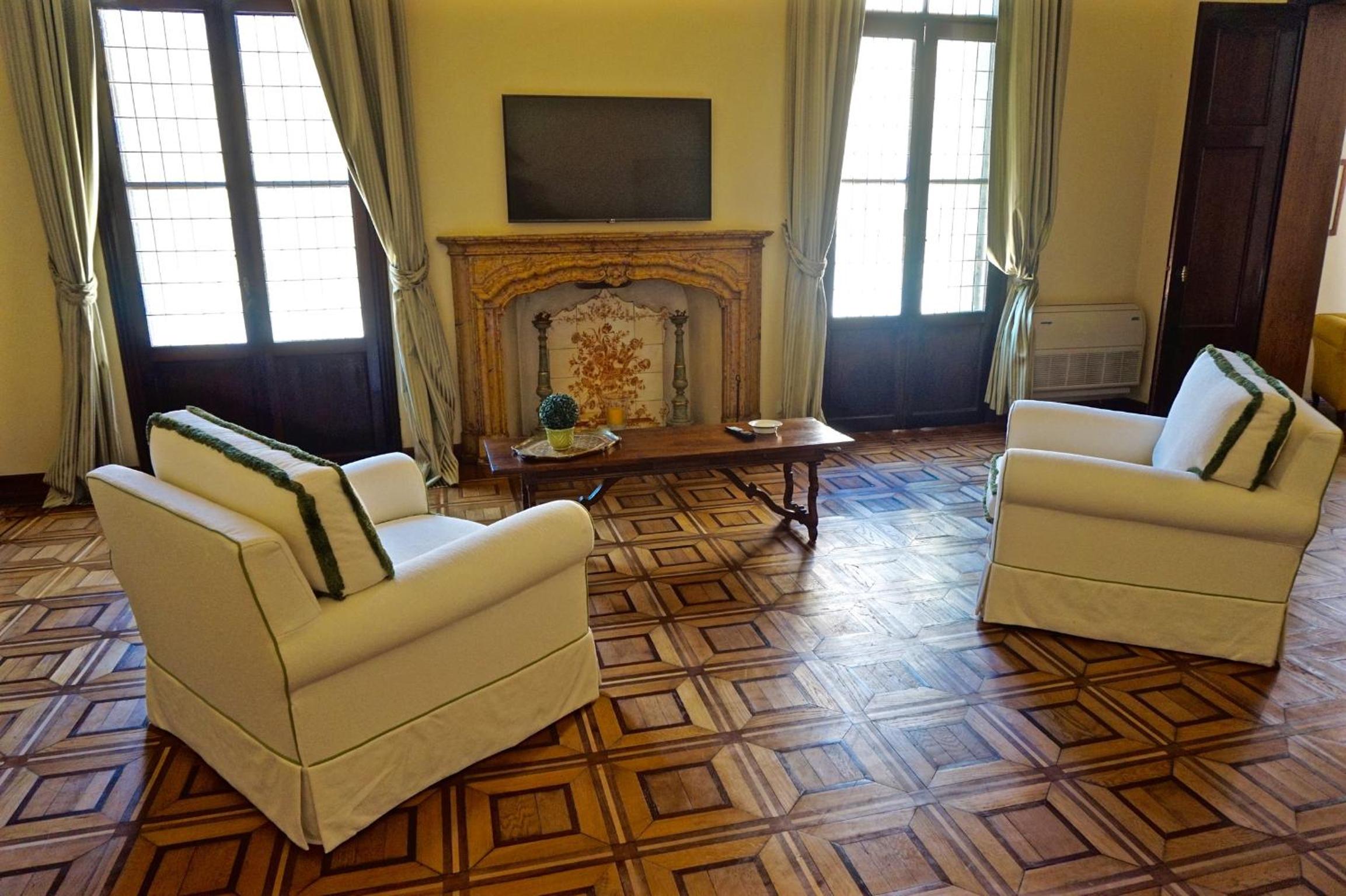 Palazzo Mantua Benavides Suites & Apartments