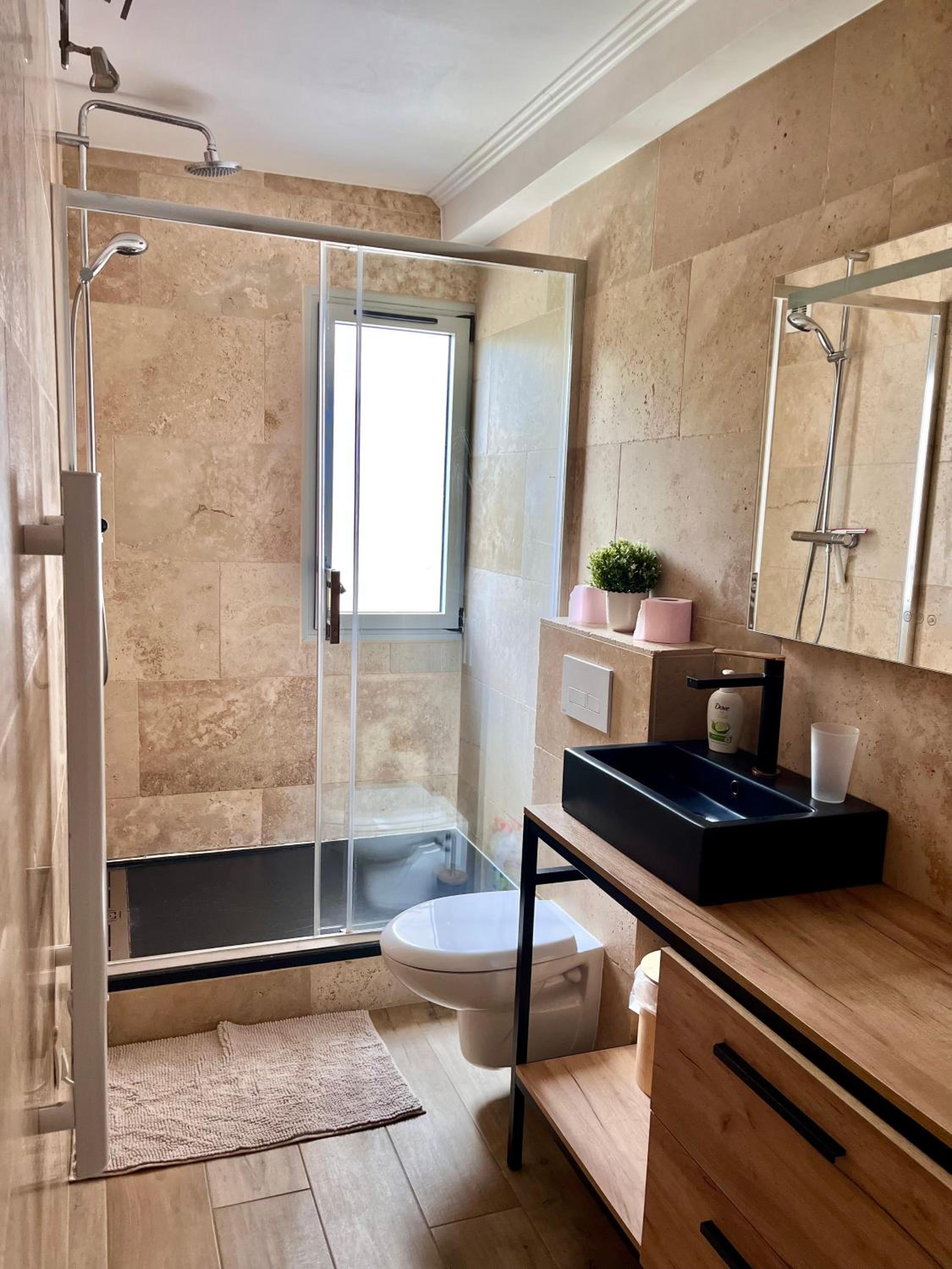 PORT DE HYERES - Appartement 40m2 - 4 personnes - place de PARKING