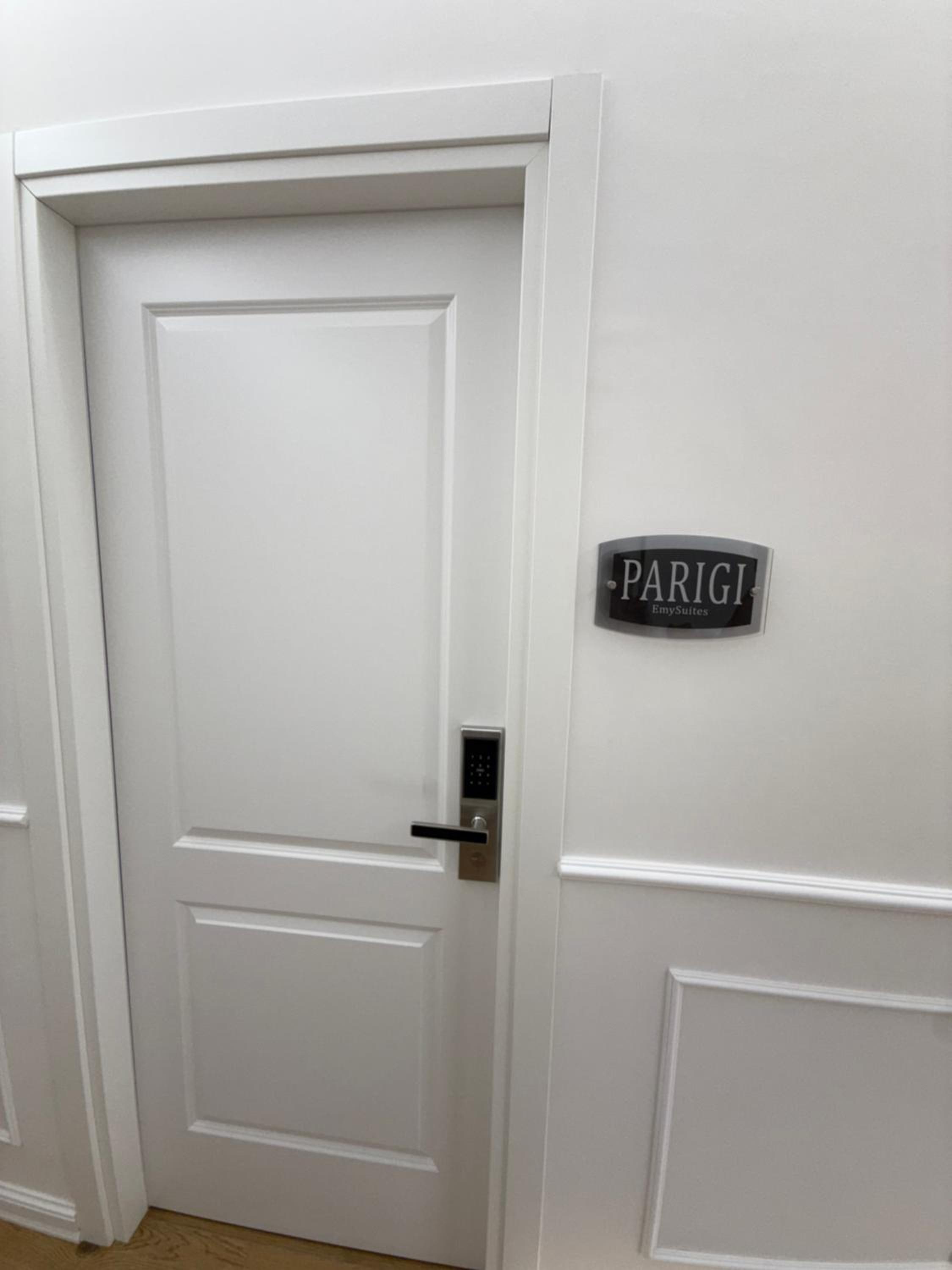 Emy Suites