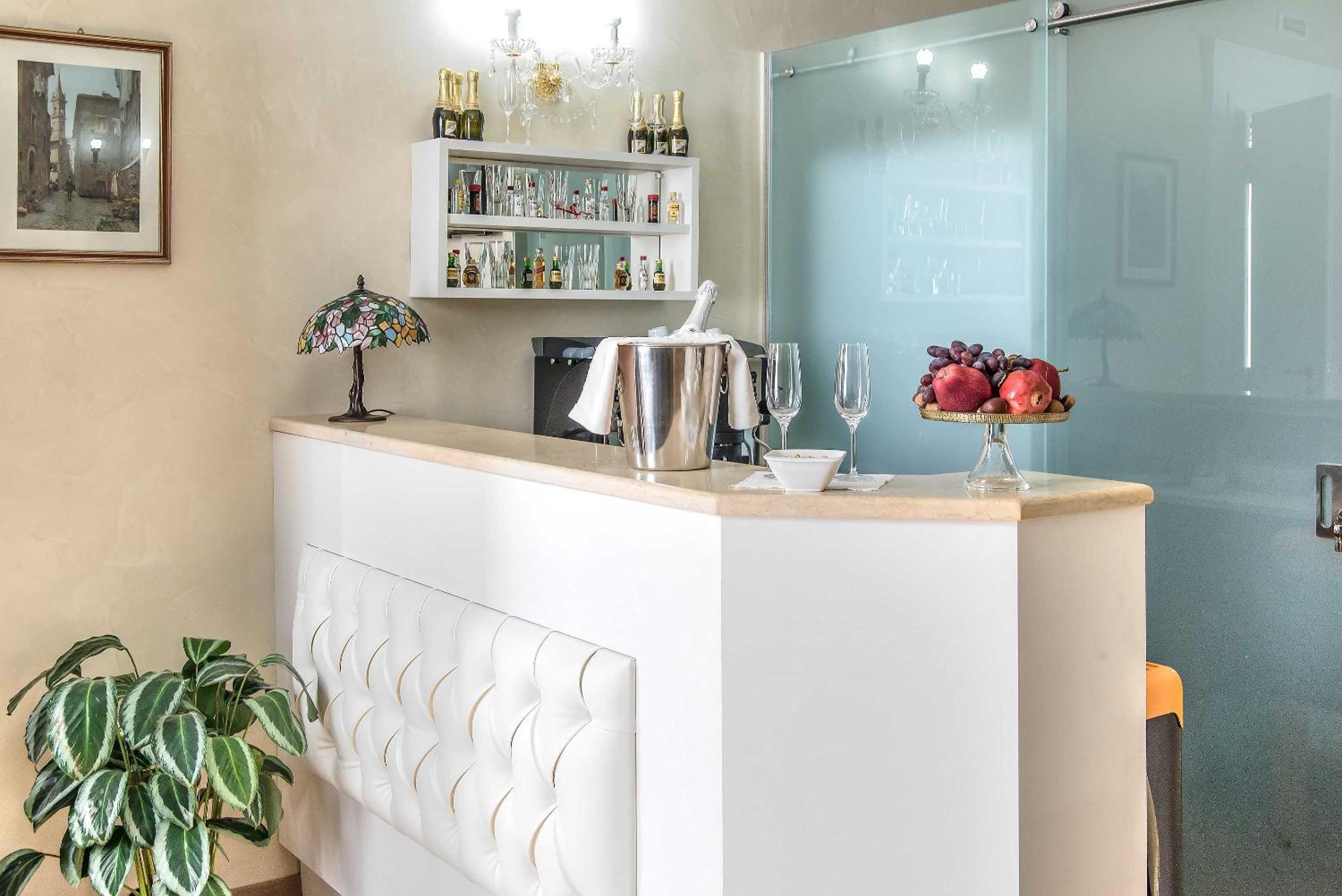 Trevi Rome Suite