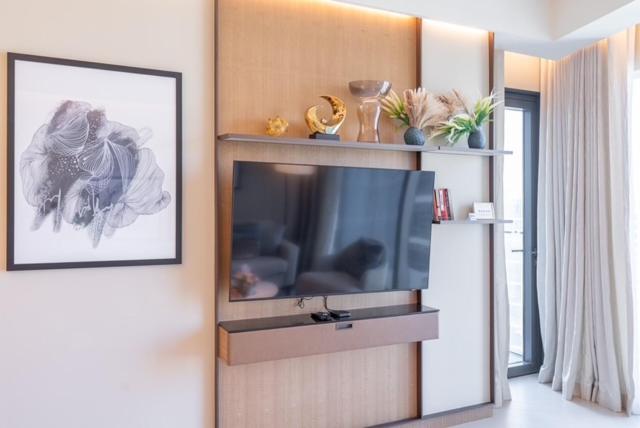 Luxury 2BR Suite -Address Residences Dubai Opera Live in the Heart of Downtown Limited-Time Monthly Offer