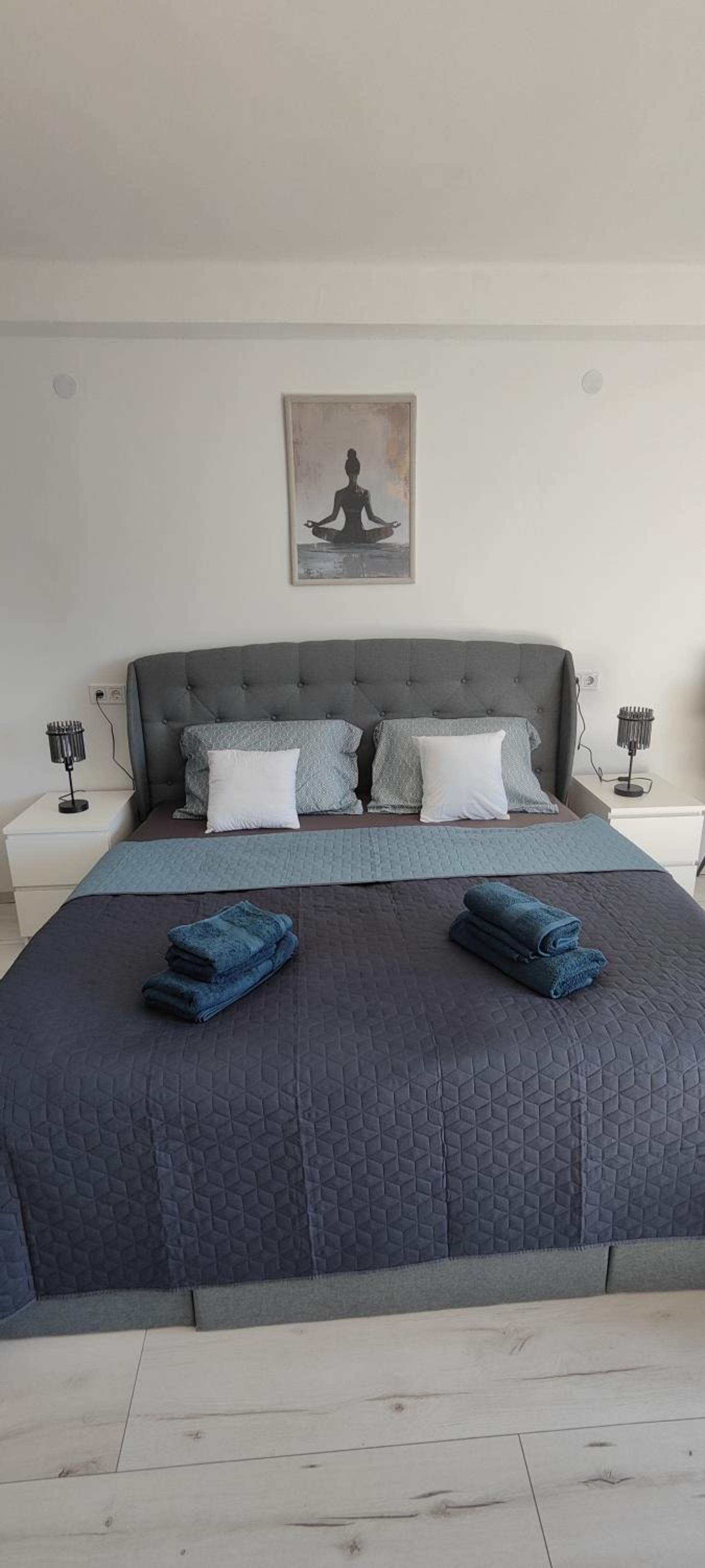 Duna Panorama -two-bedroom apartment with terrace