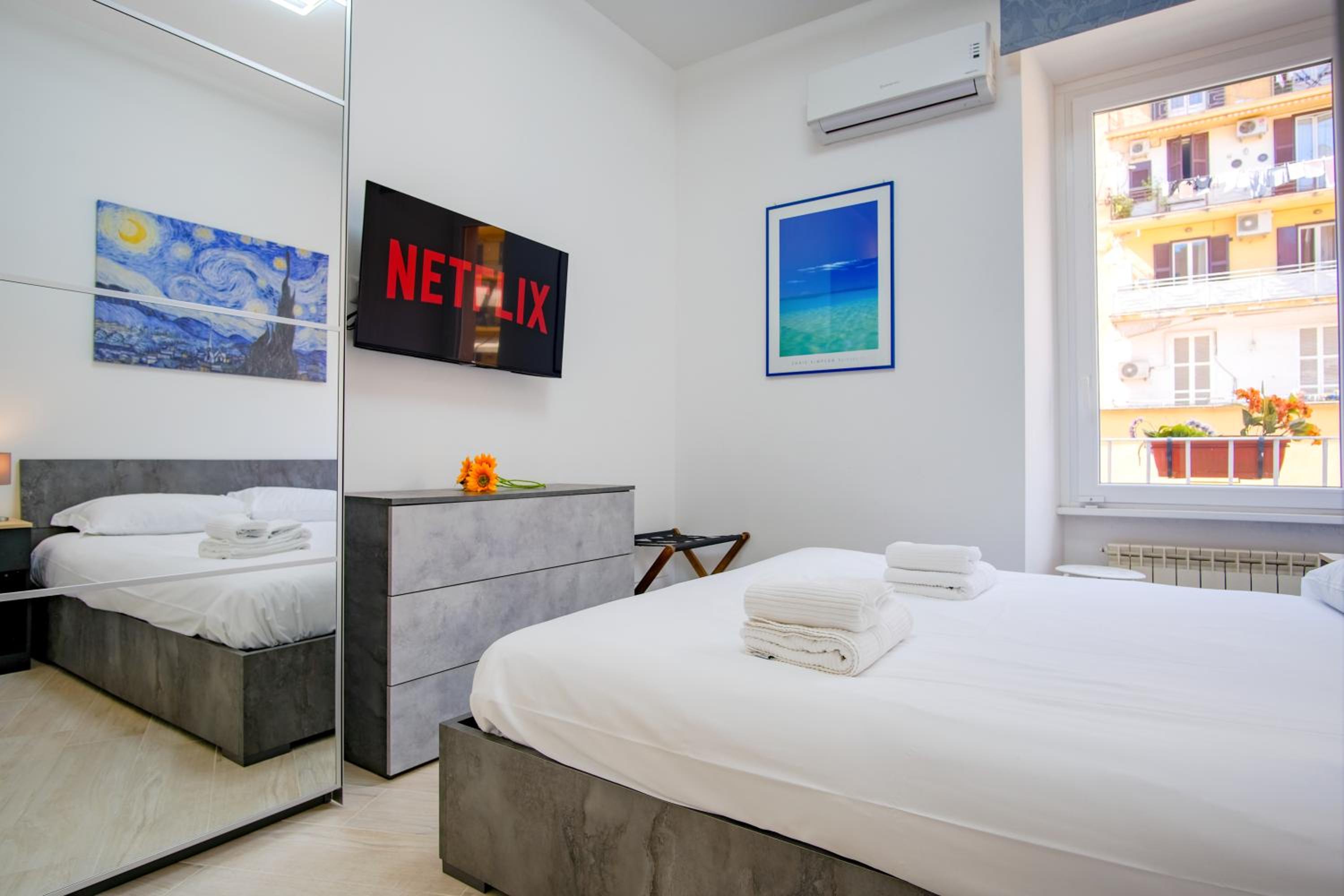 Elegantis Doris Suite Apartment - One Minute Walk to Vatican Museums
