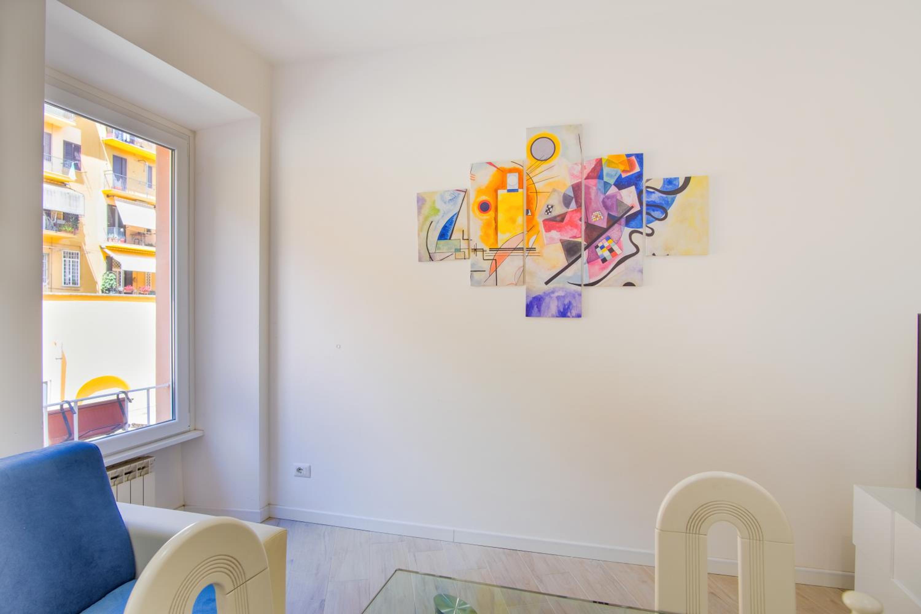 Elegantis Doris Suite Apartment - One Minute Walk to Vatican Museums