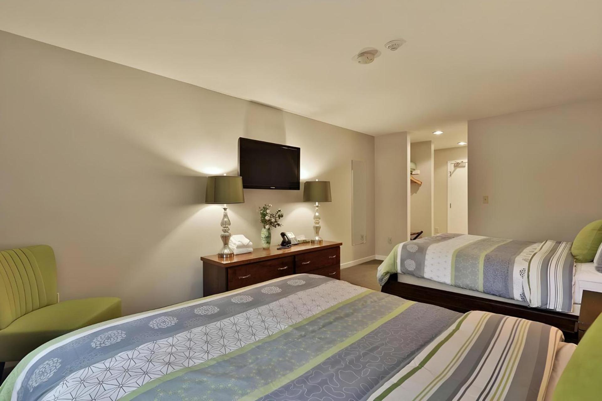 Spacious 2BR, 3BA Vermont Condo with EV Station, Ski Rental Deals & Summer Pool