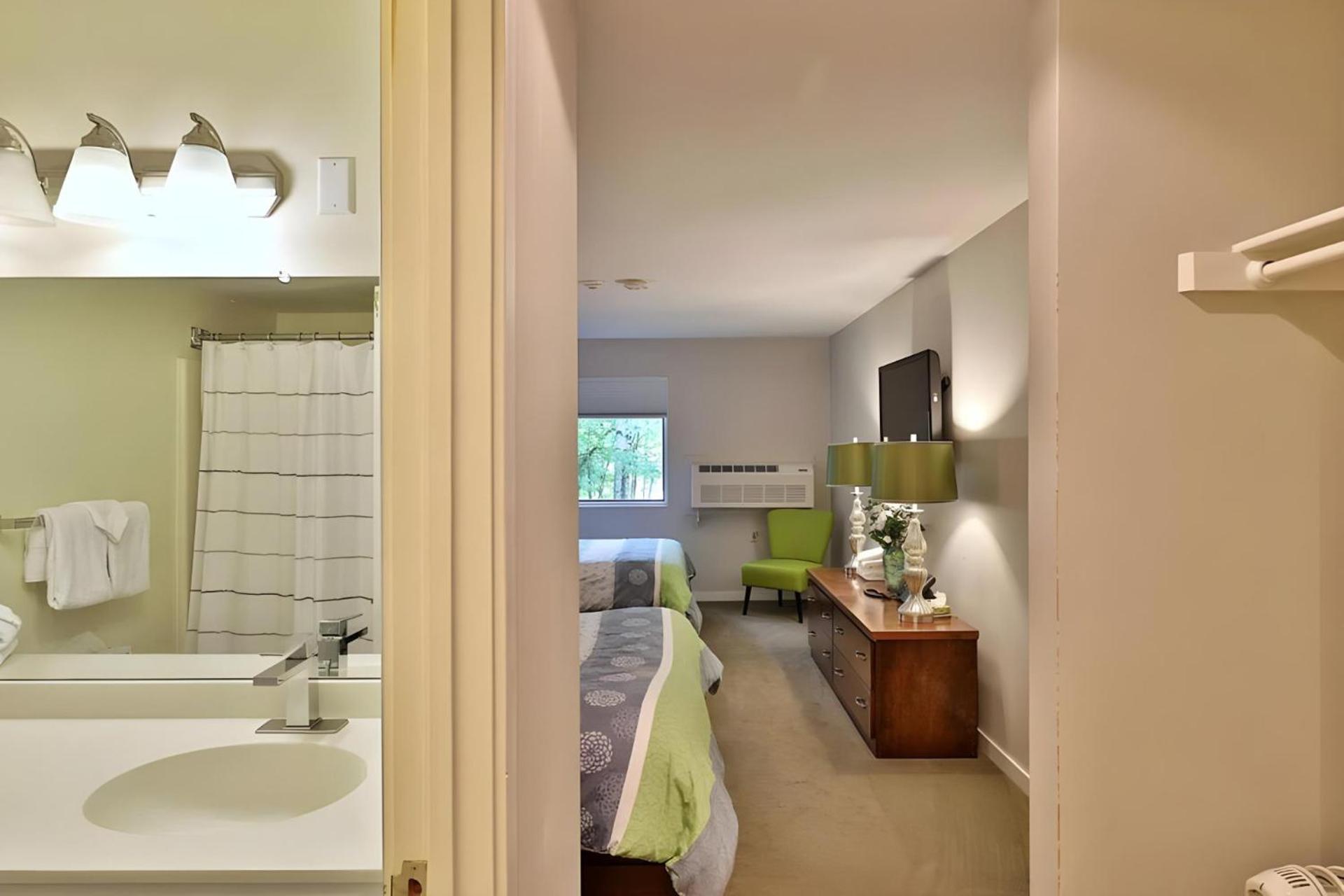 Spacious 2BR, 3BA Vermont Condo with EV Station, Ski Rental Deals & Summer Pool