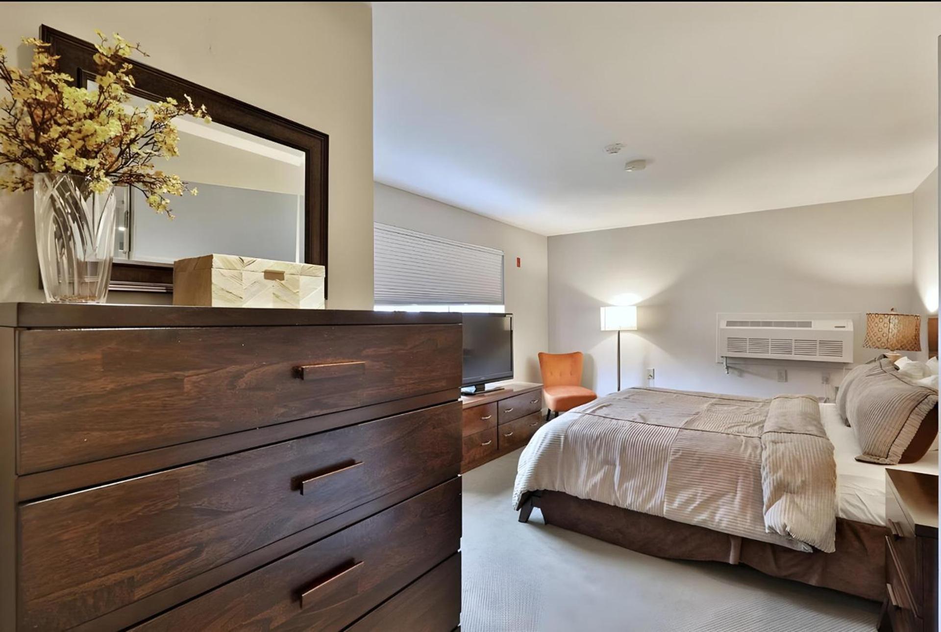 Spacious 2BR, 3BA Vermont Condo with EV Station, Ski Rental Deals & Summer Pool
