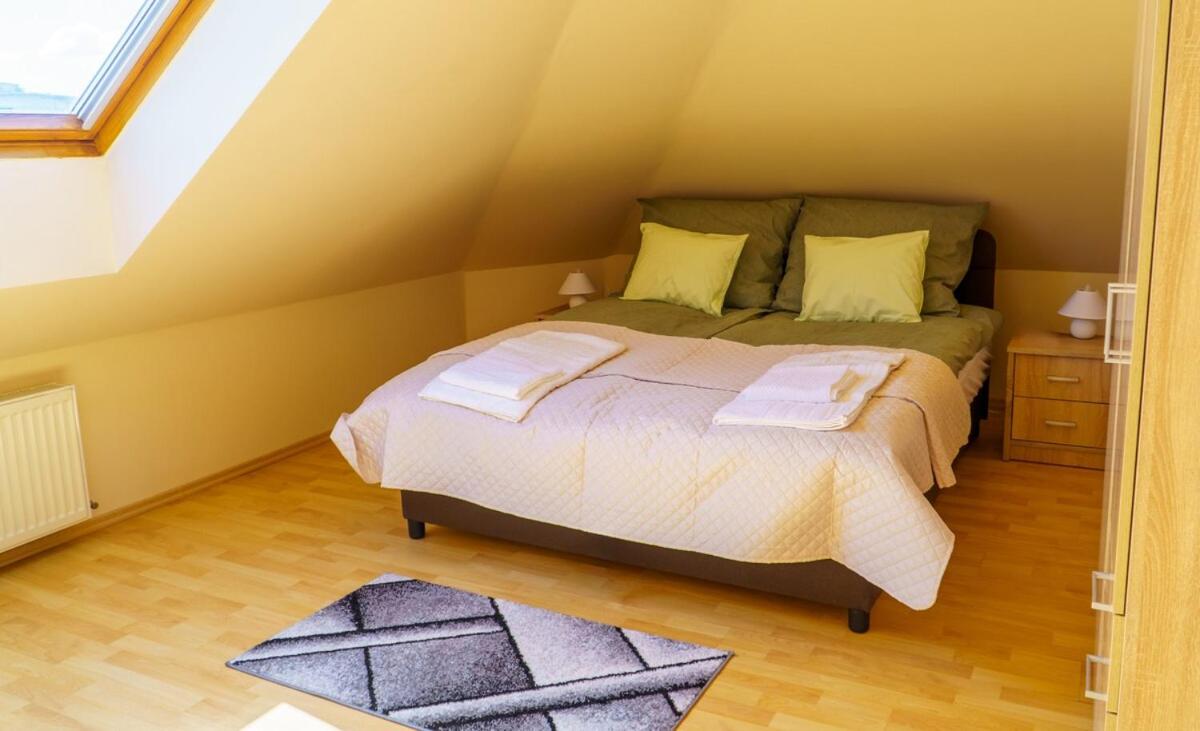 KLEO Apartman