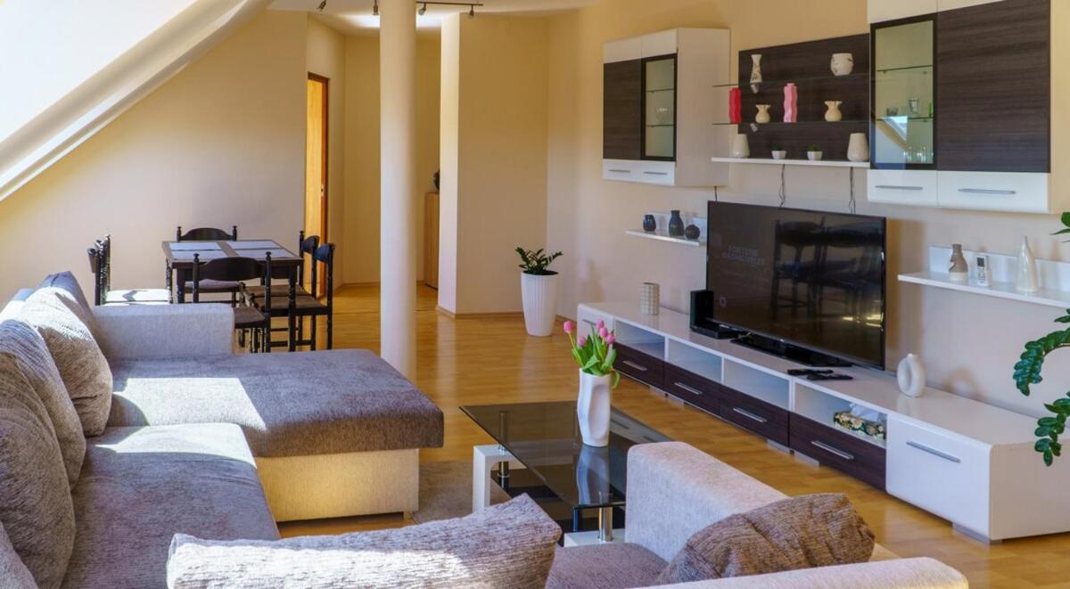 KLEO Apartman