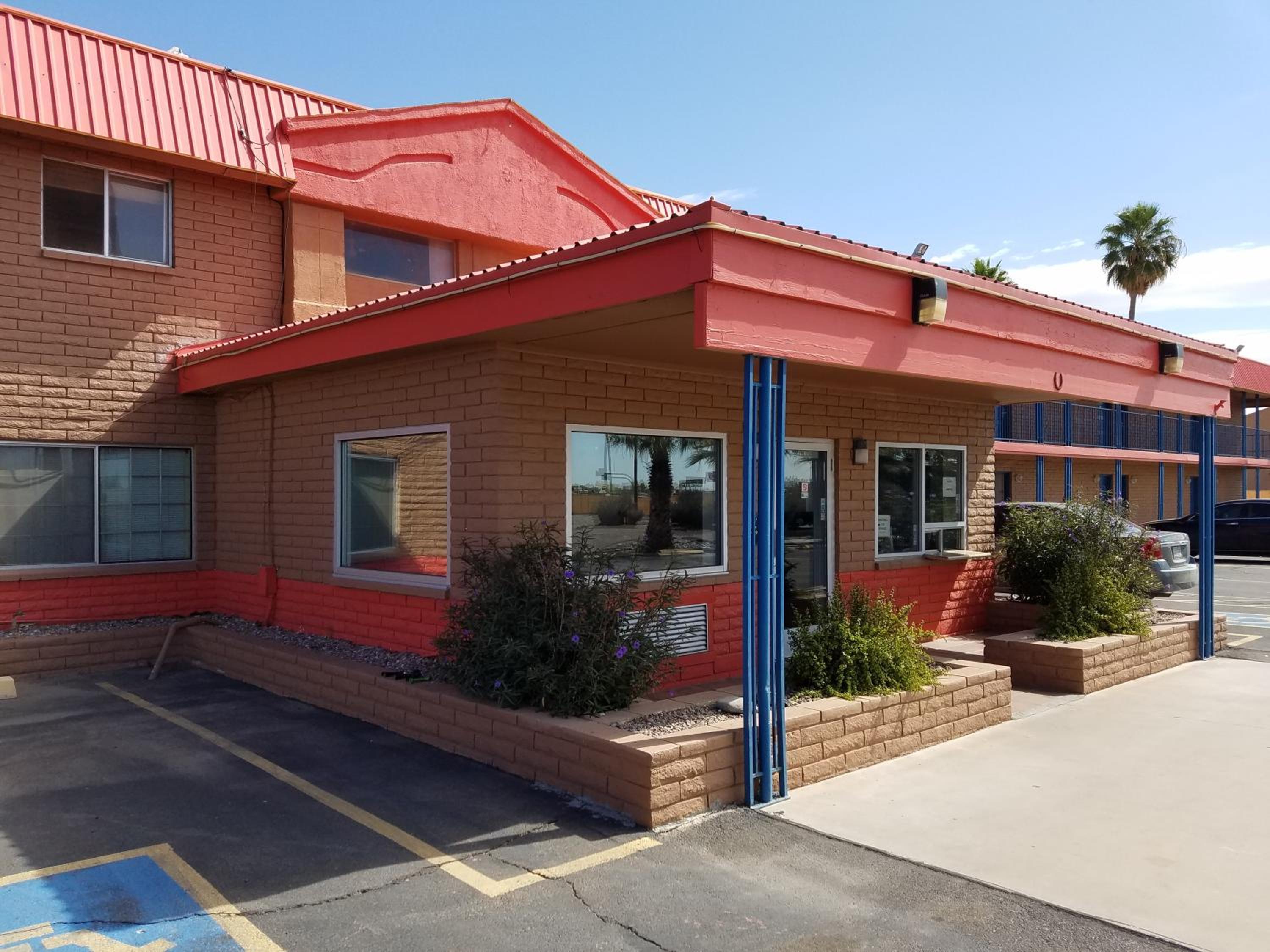 Casa Grande Vacations - Americas Best Value Inn-Eloy Casa Grande - Property Image 1