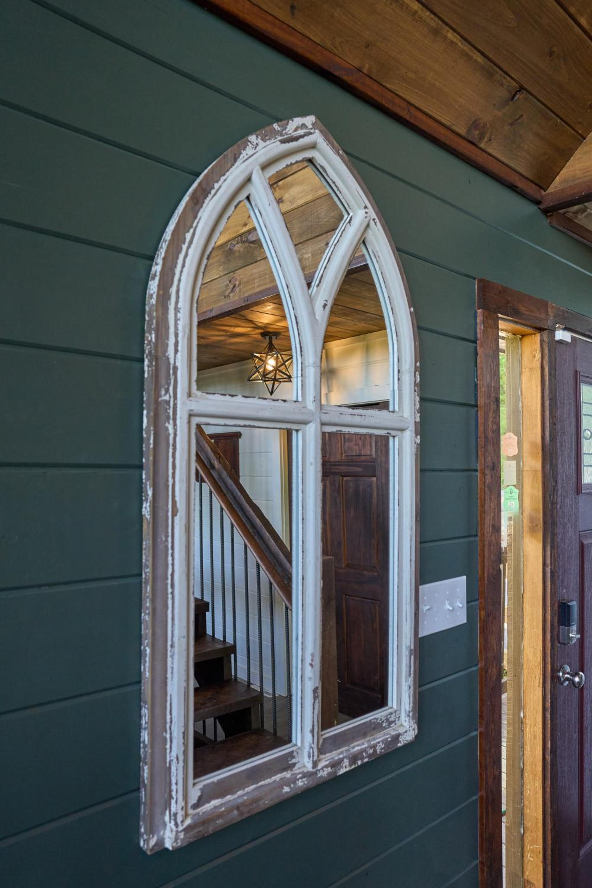 Charming 6BR Stay Steps from Downtown