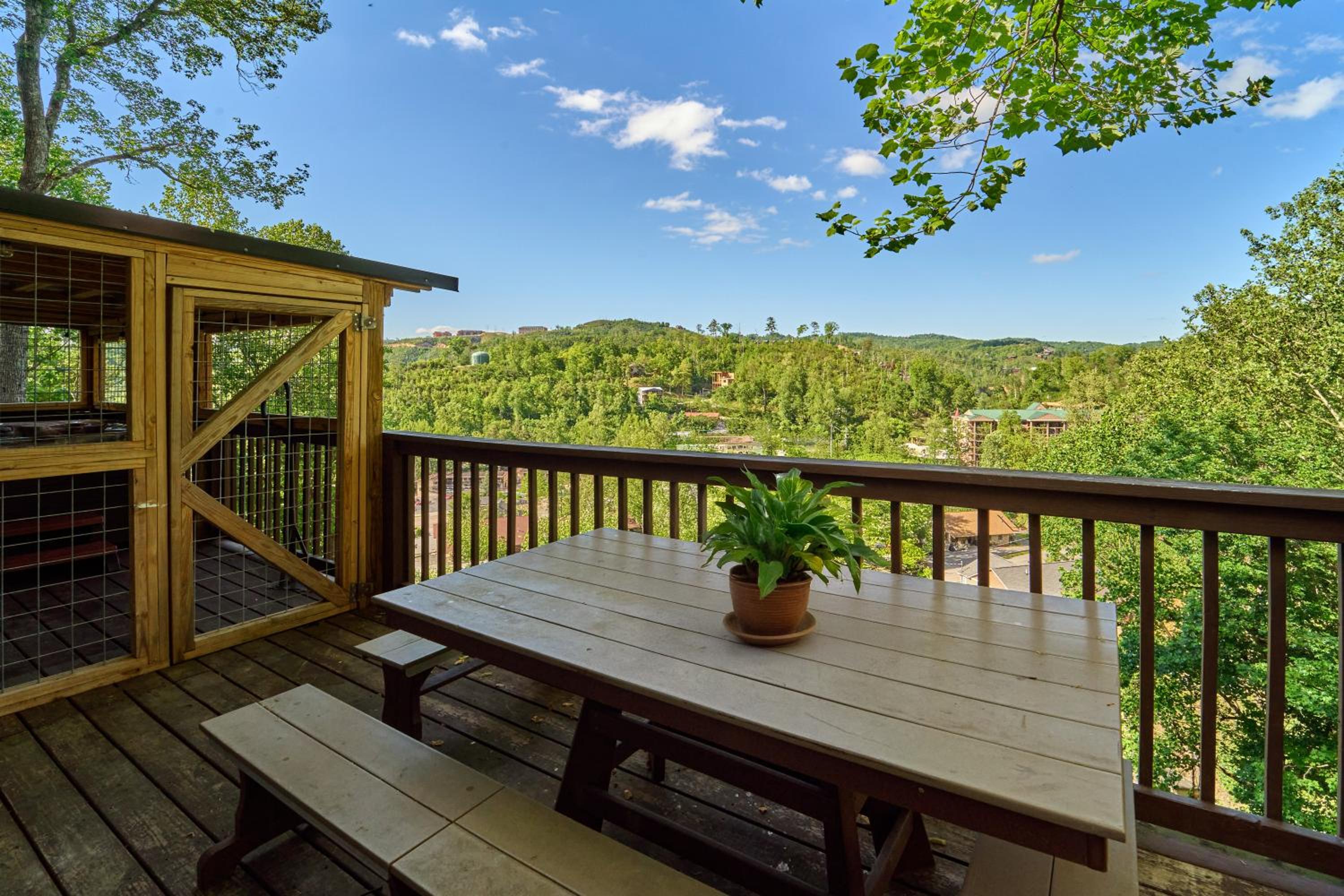 Charming 6BR Stay Steps from Downtown