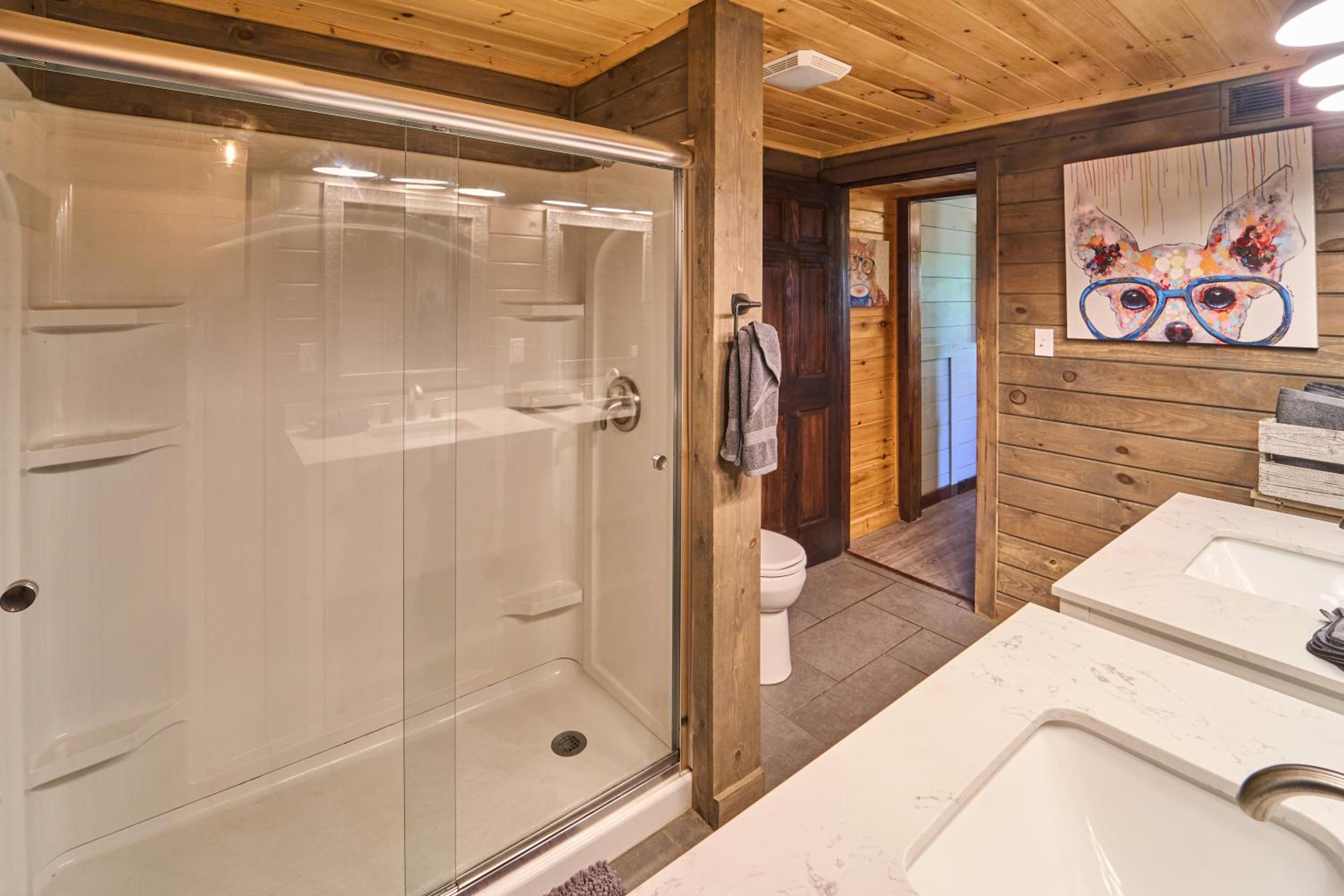 Charming 6BR Stay Steps from Downtown