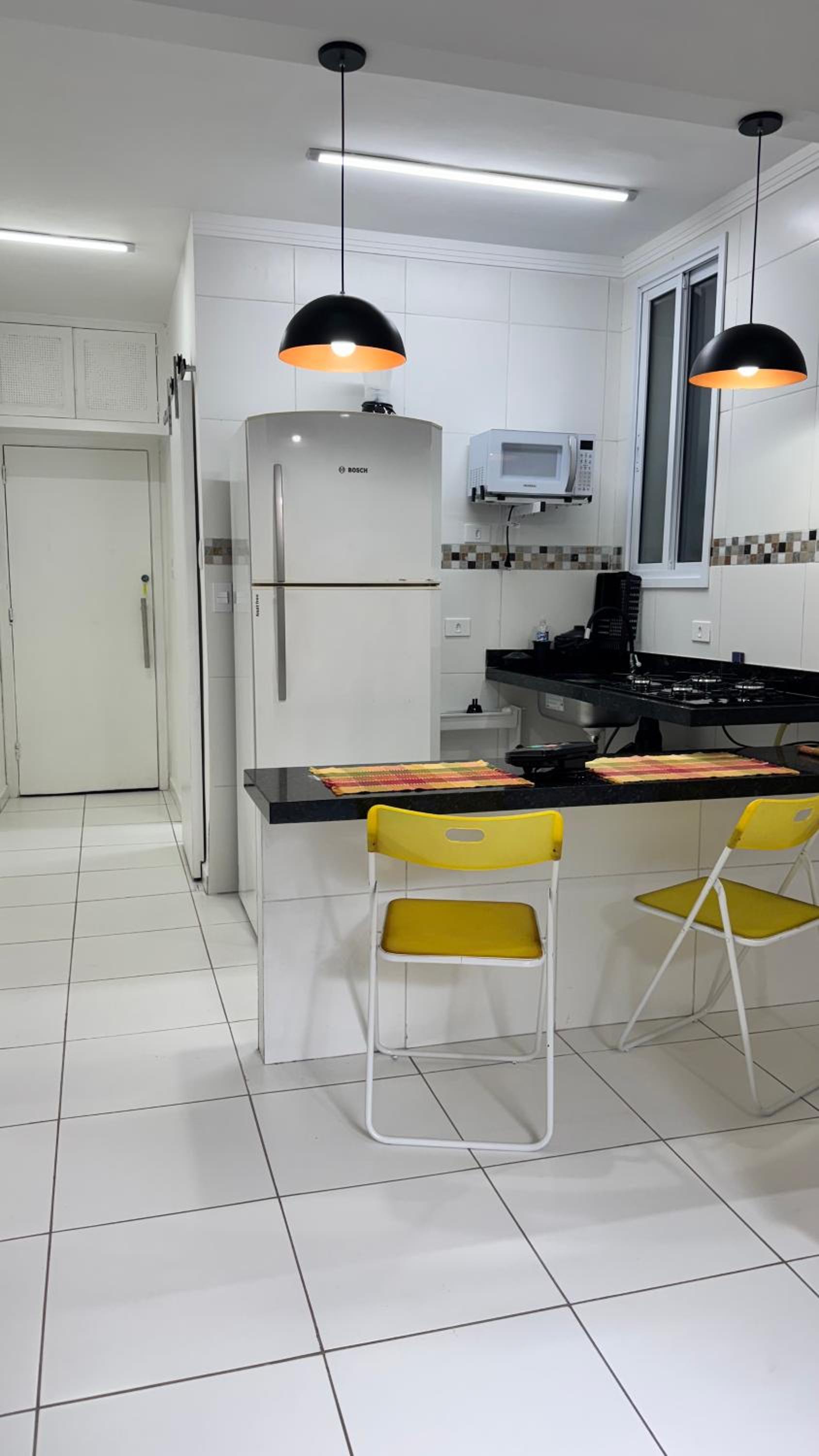 Studio 315 Pitangueiras - na quadra da praia