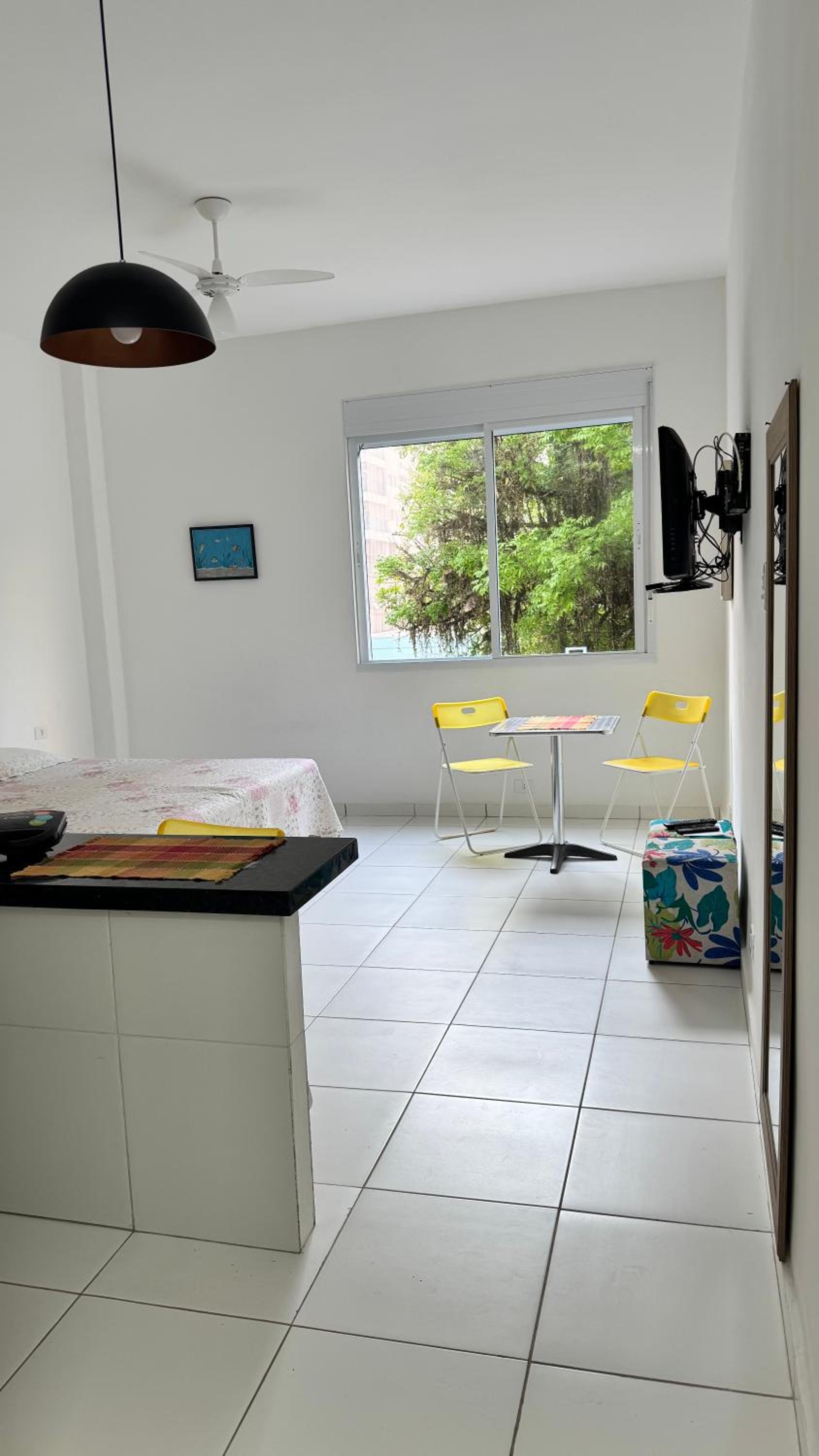 Studio 315 Pitangueiras - na quadra da praia