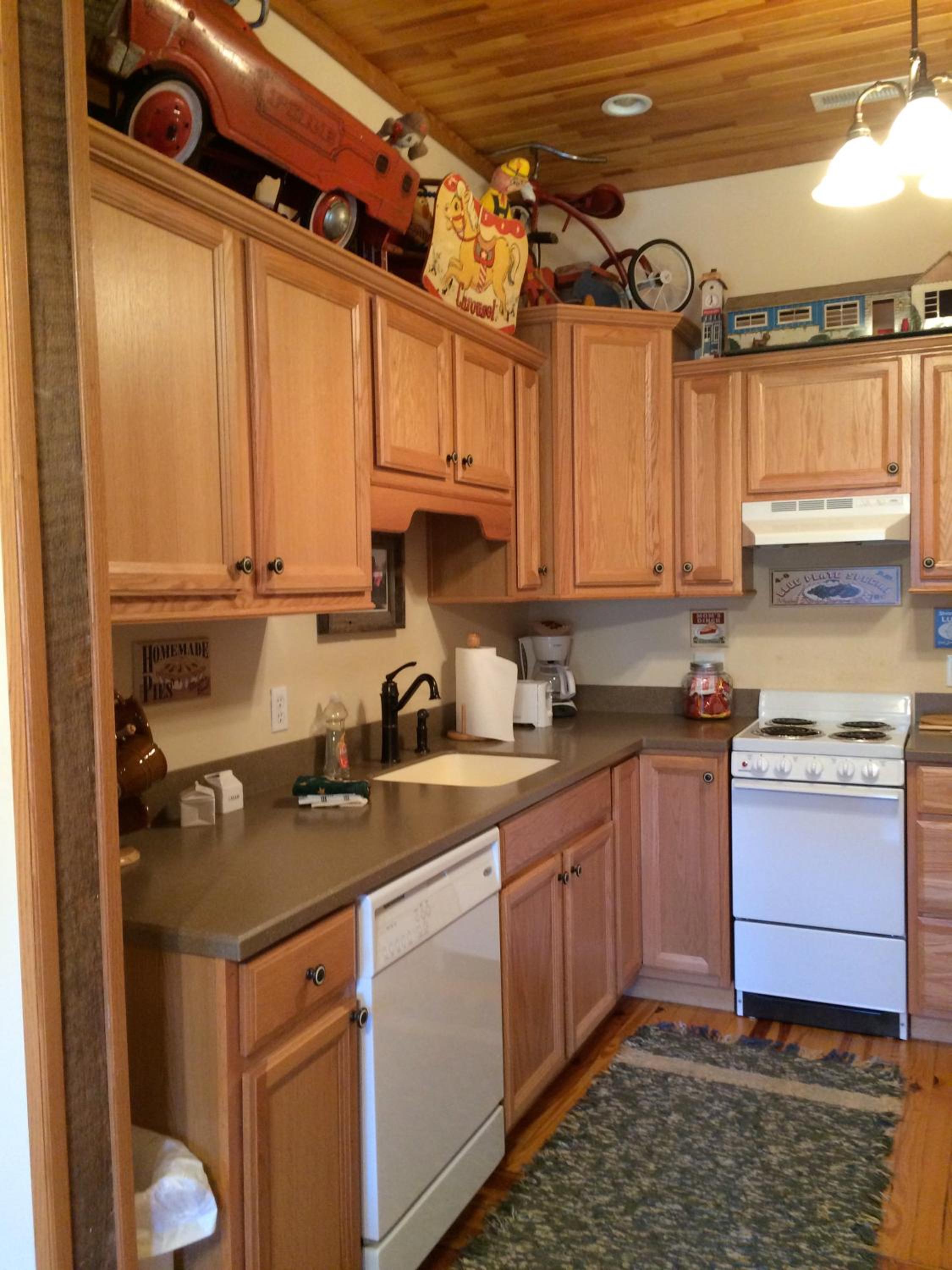 Calhoun House Inn & Suites