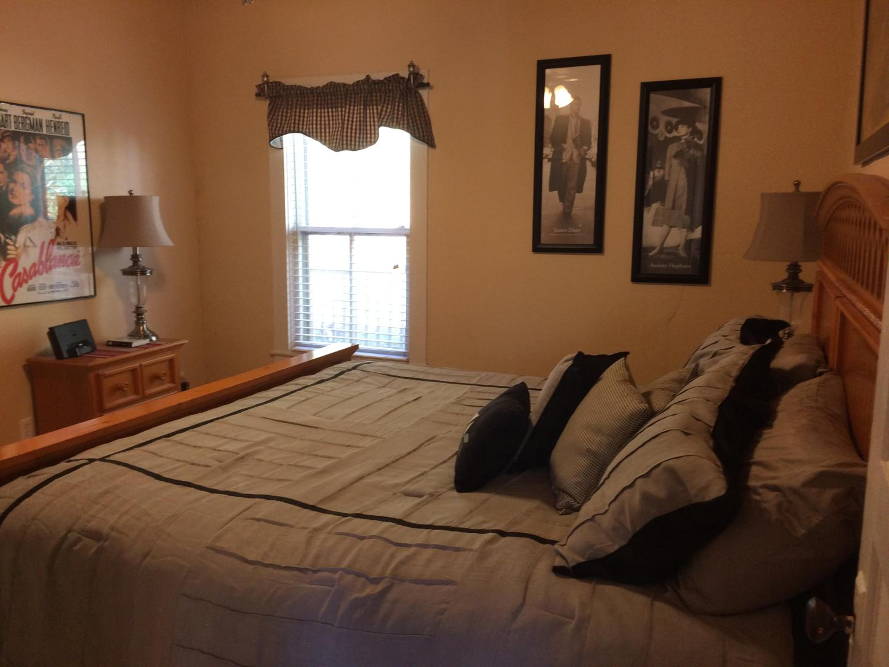Calhoun House Inn & Suites