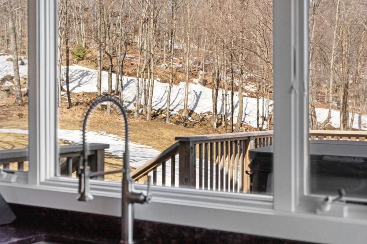 The Matterhorn House - Mountain Chalet with Hot Tub, Views, Game Room - Ideal Spring to Fall
