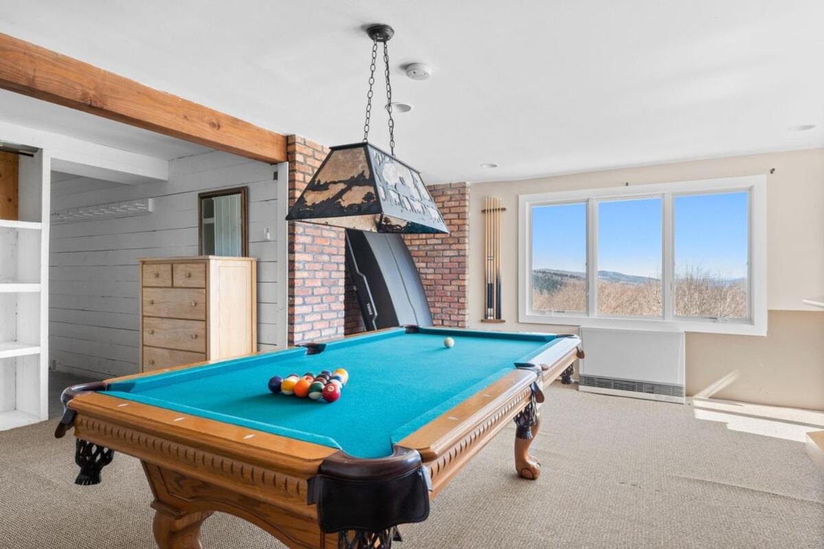 The Matterhorn House - Mountain Chalet with Hot Tub, Views, Game Room - Ideal Spring to Fall