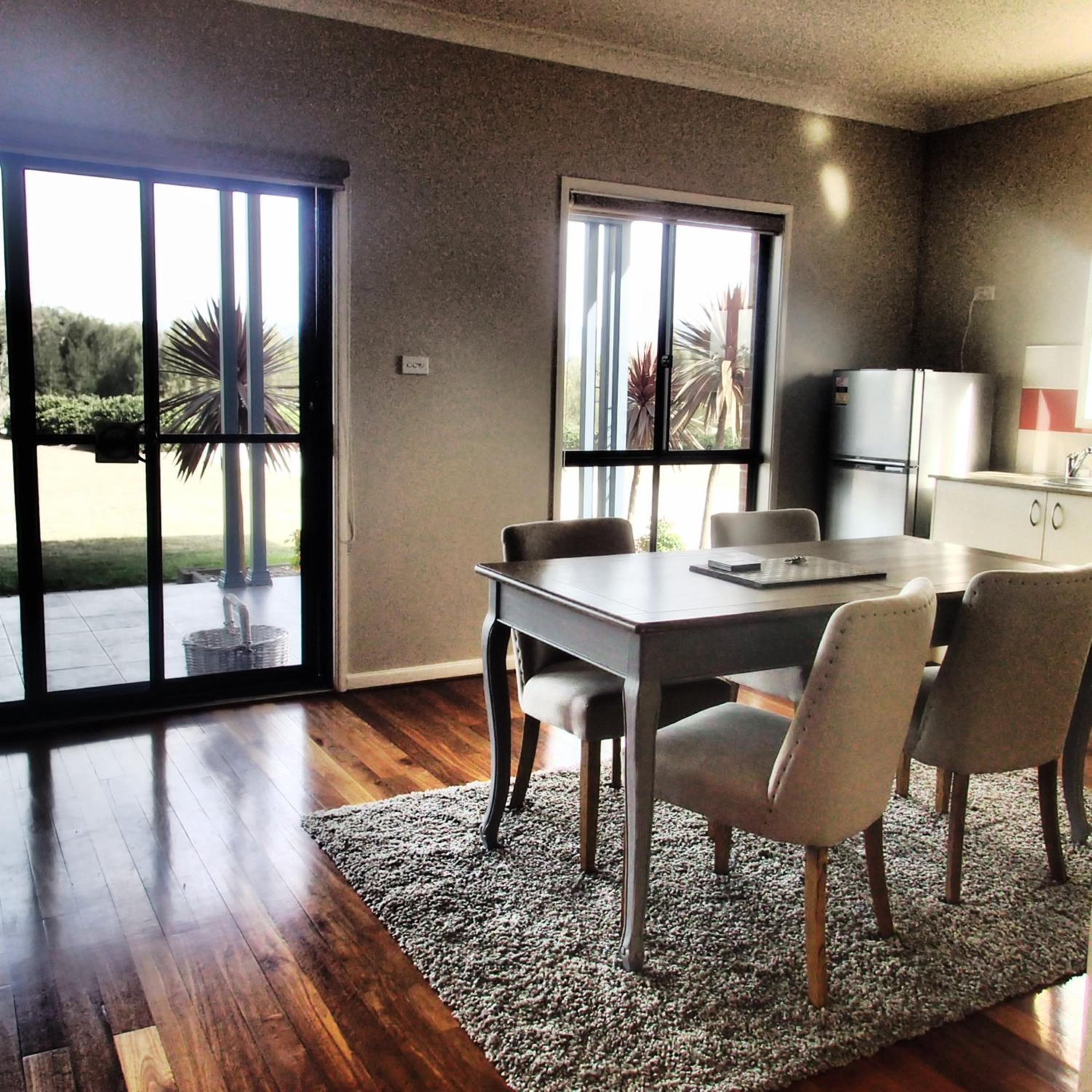 Red Door Collective - RDC Vineyard Estate, Luxury Adult Only Stay