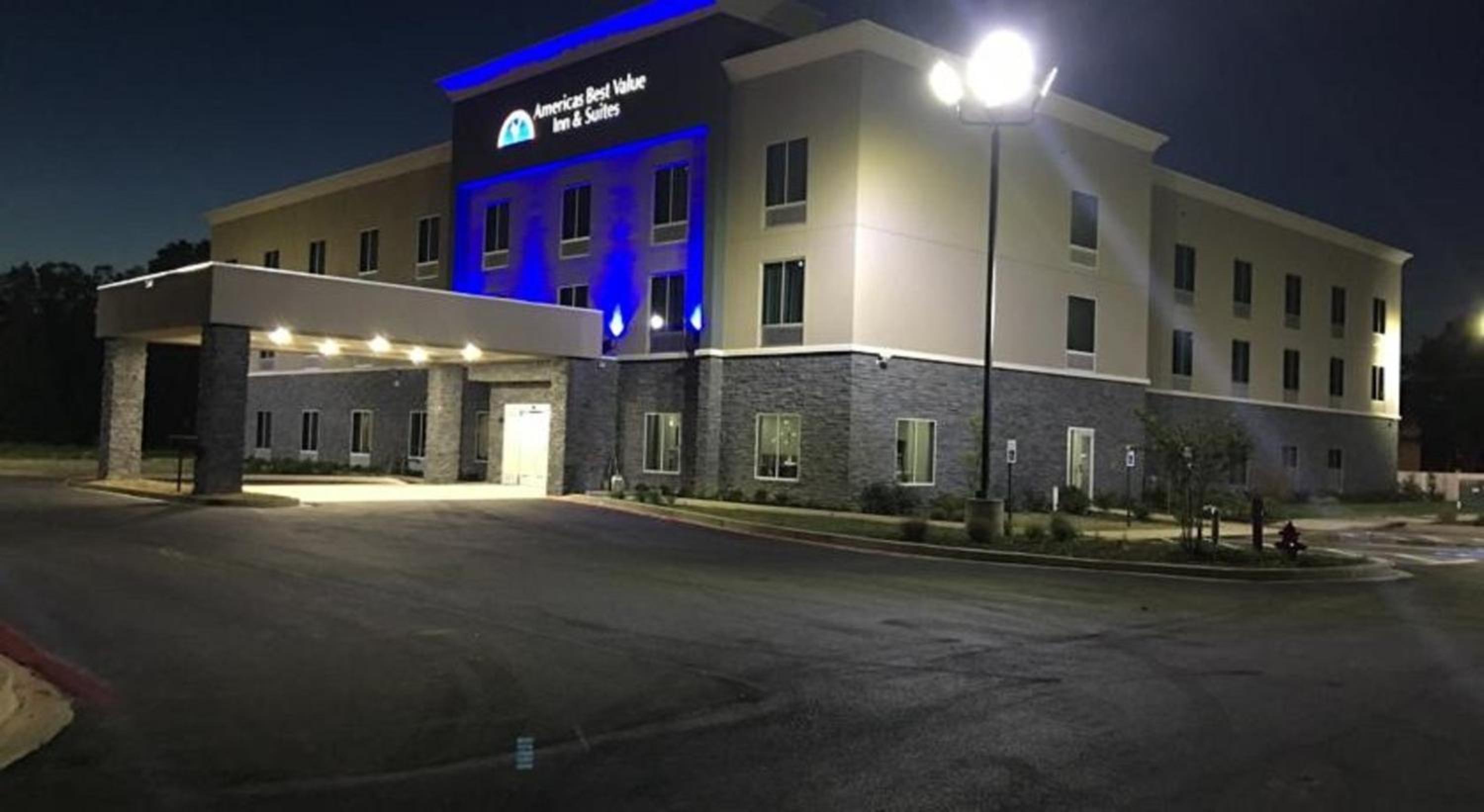 Americas Best Value Inn & Suites
