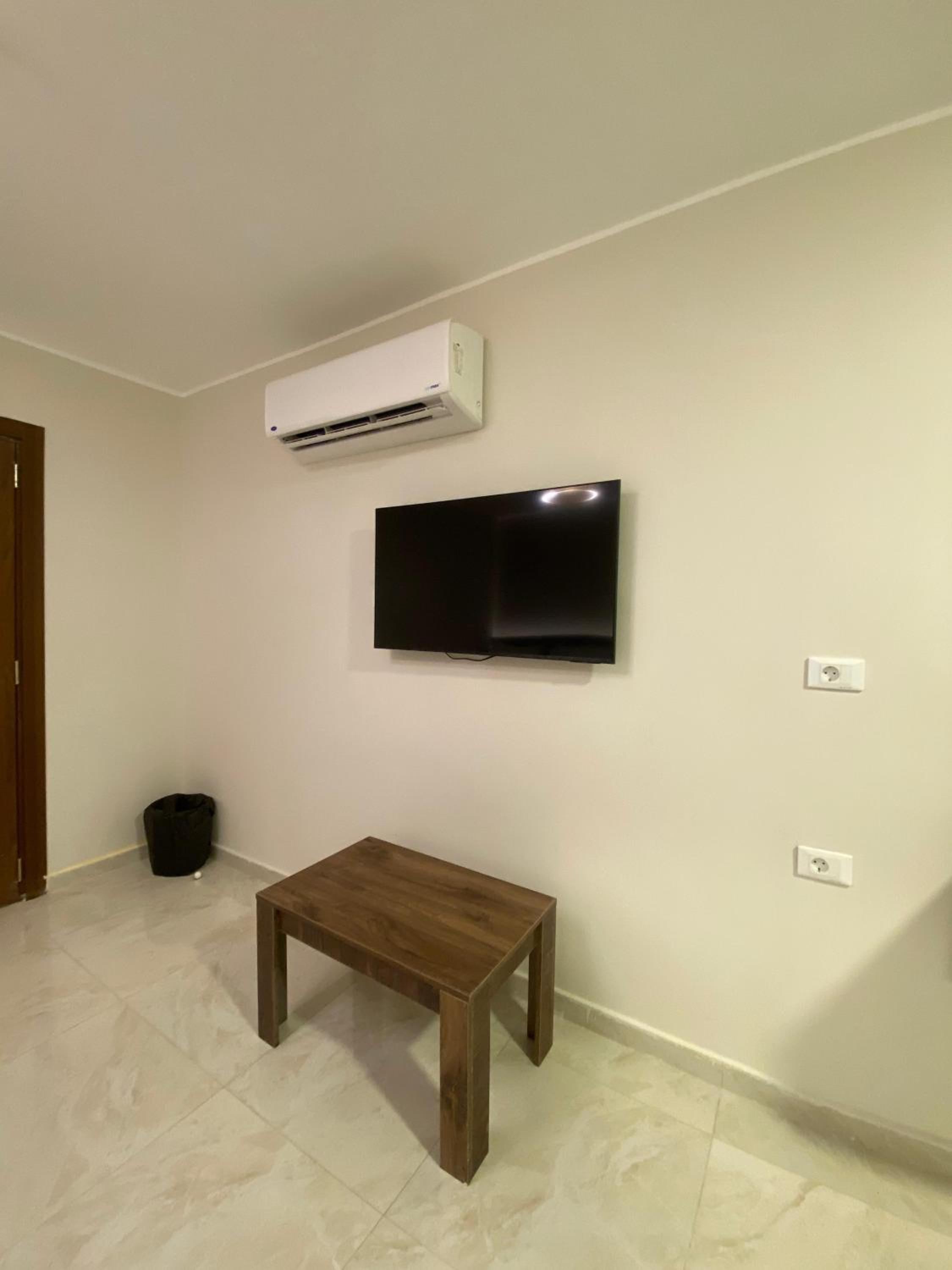 Rivera Cairo Hostel