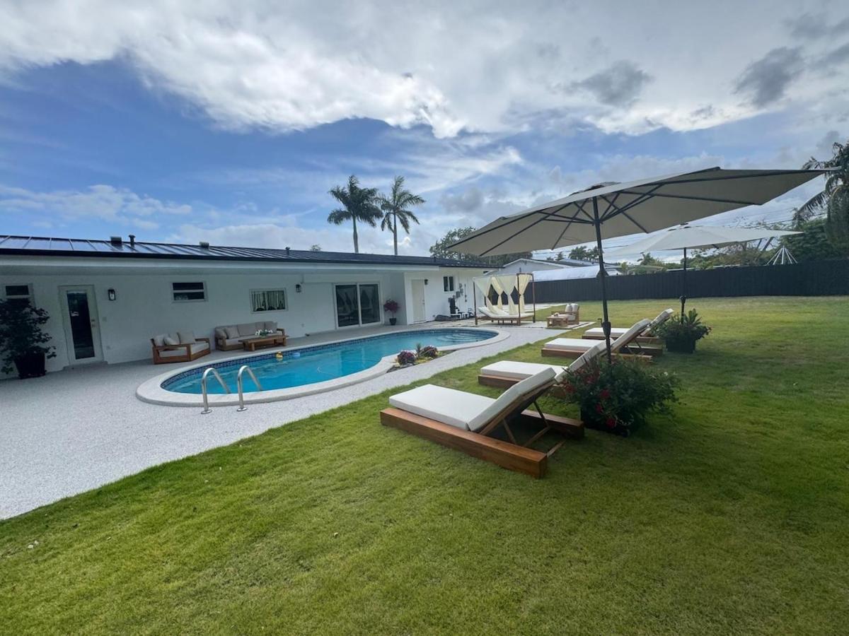 Chic-ness Oasis FIFA World Cup 2026 Heated Pool Near Stadium