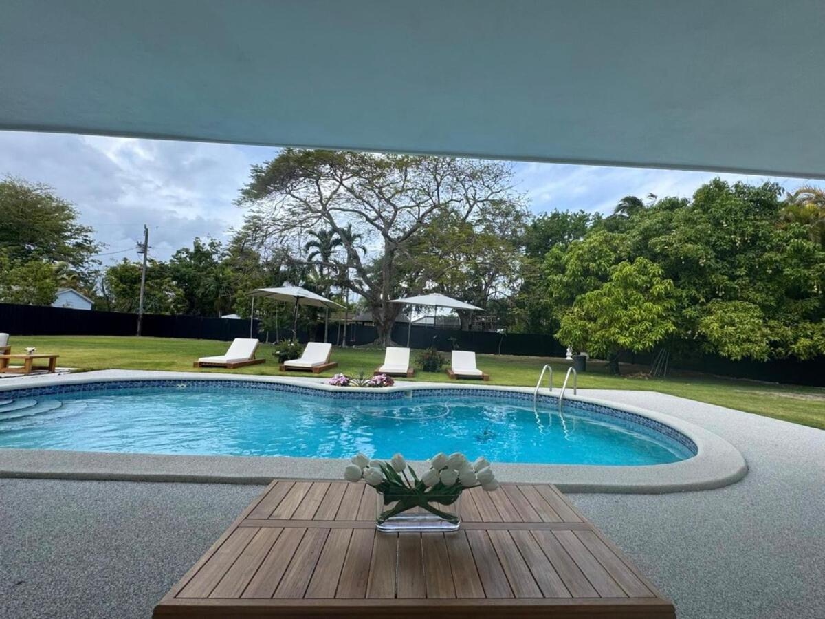 Chic-ness Oasis FIFA World Cup 2026 Heated Pool Near Stadium