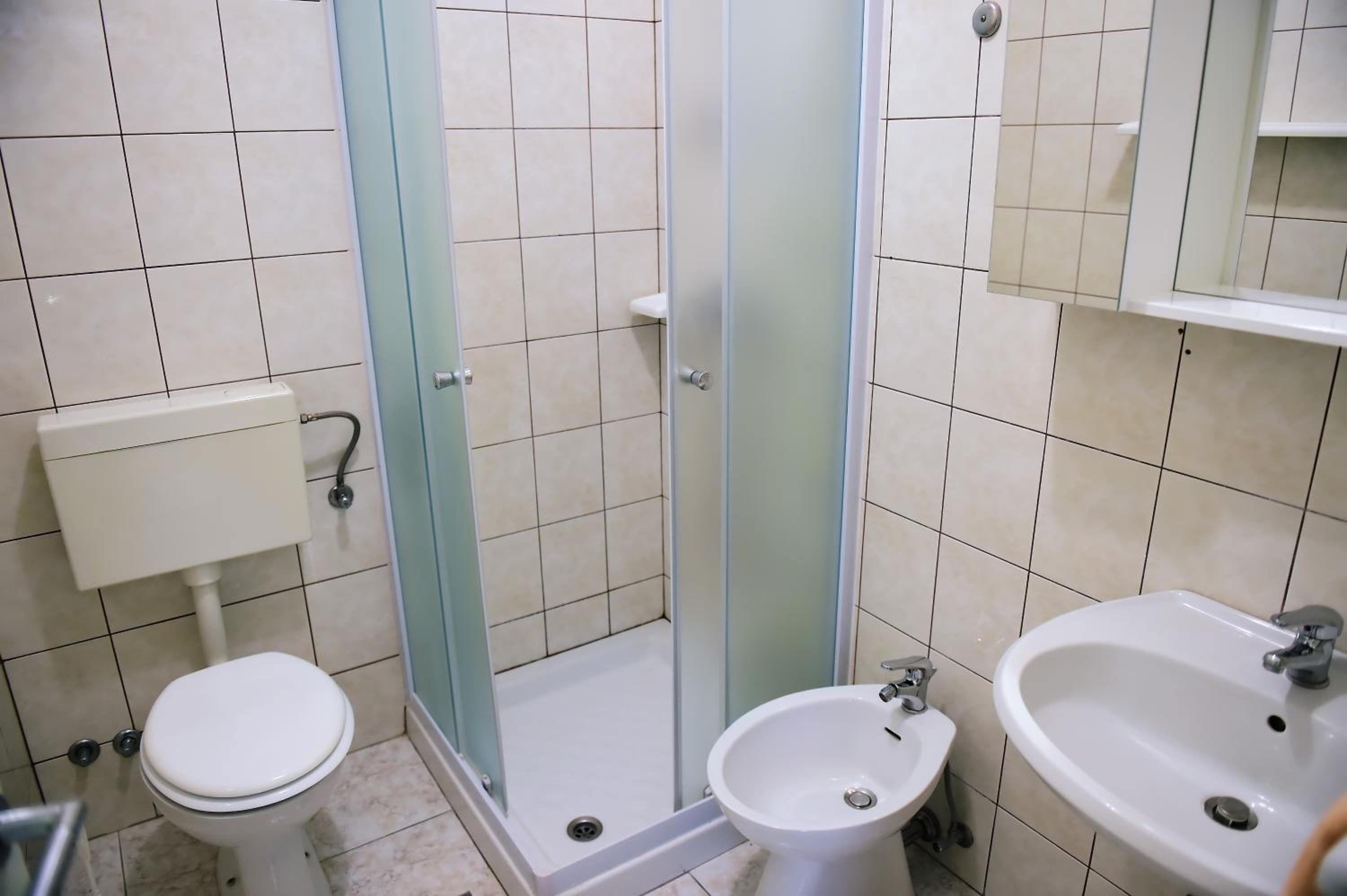 Apartments Zdjelar