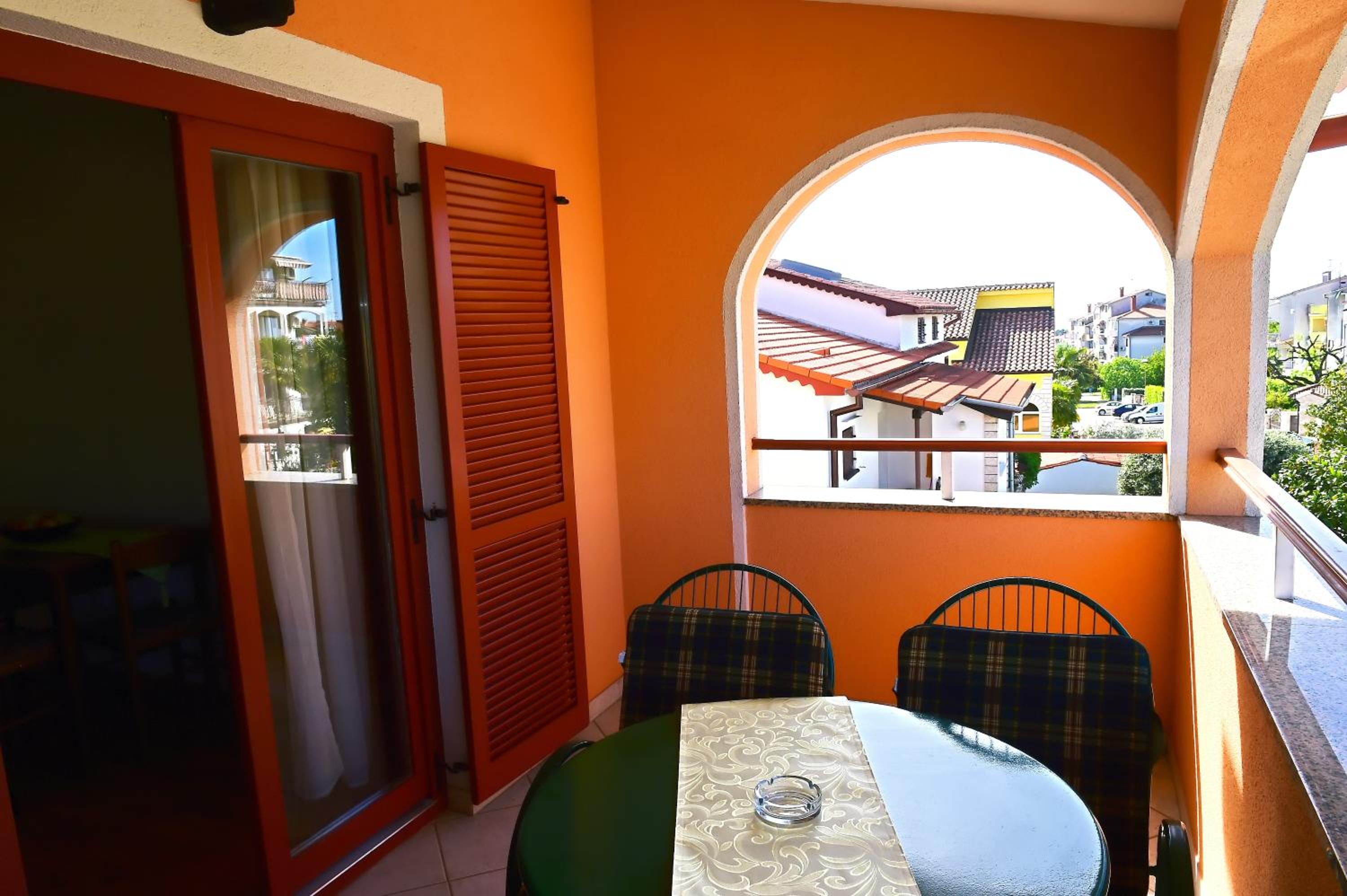 Apartments Zdjelar