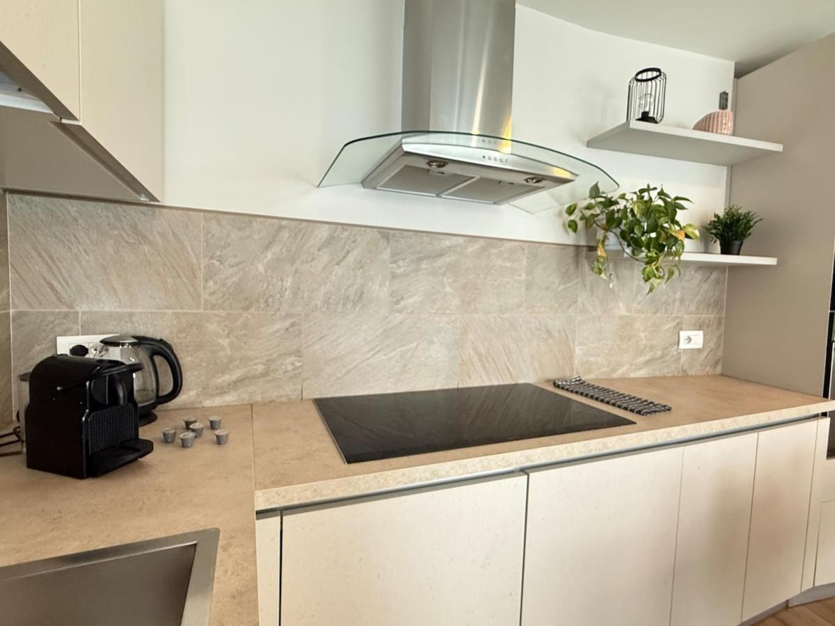 Appartamento in città con Giardino e Piscina privati