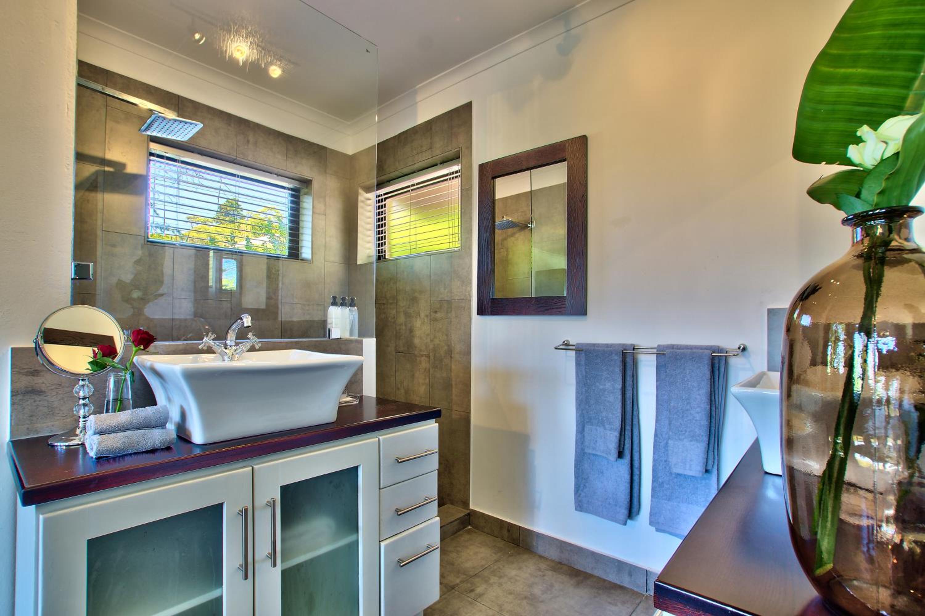 Dreamhouse Guest House