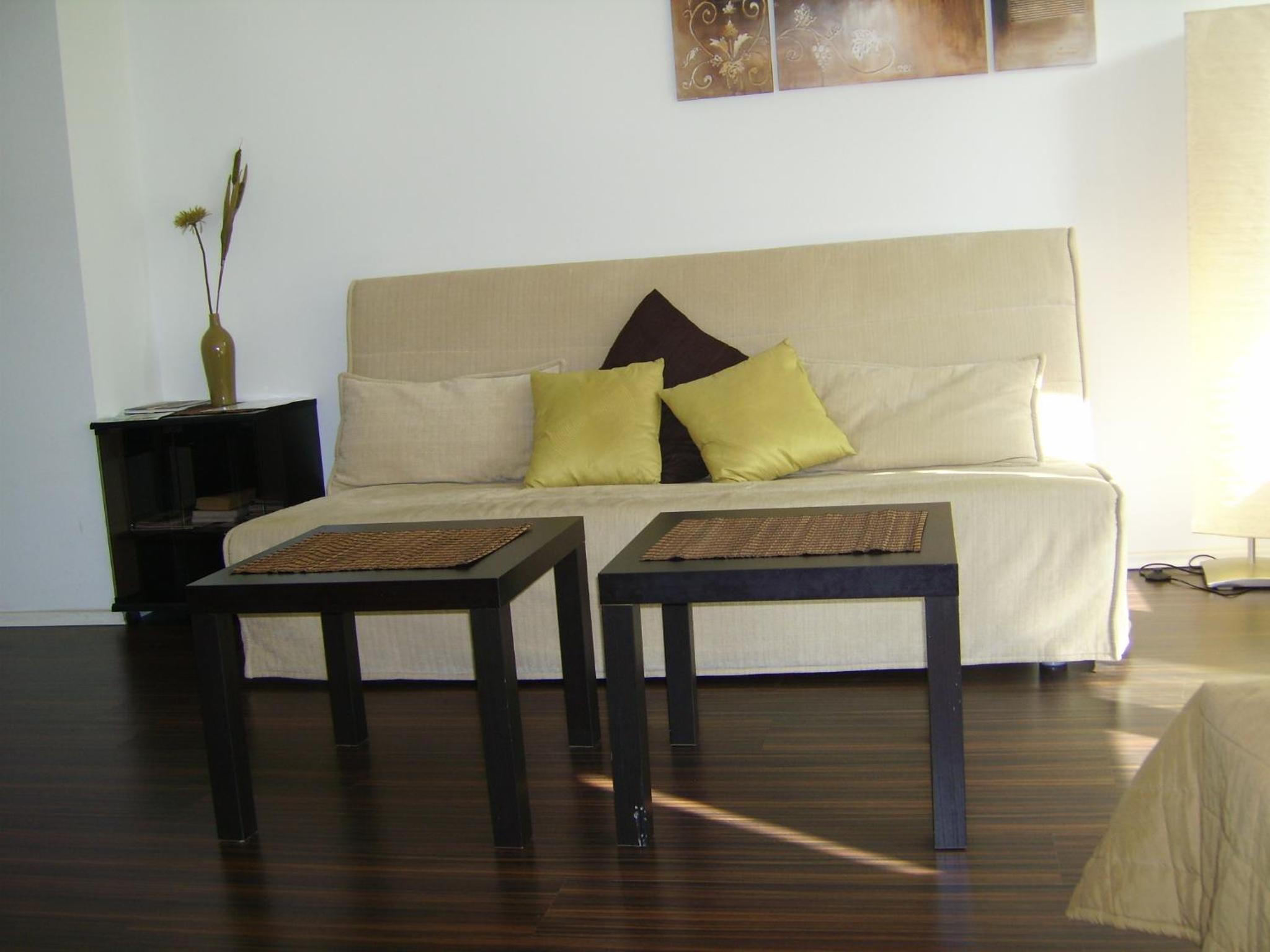 Nikol Apartments