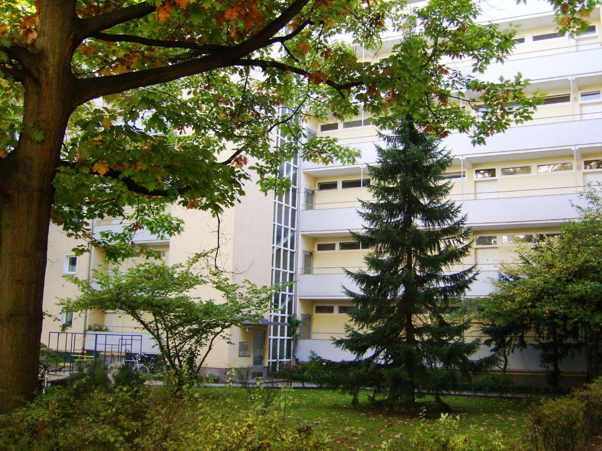 Nikol Apartments