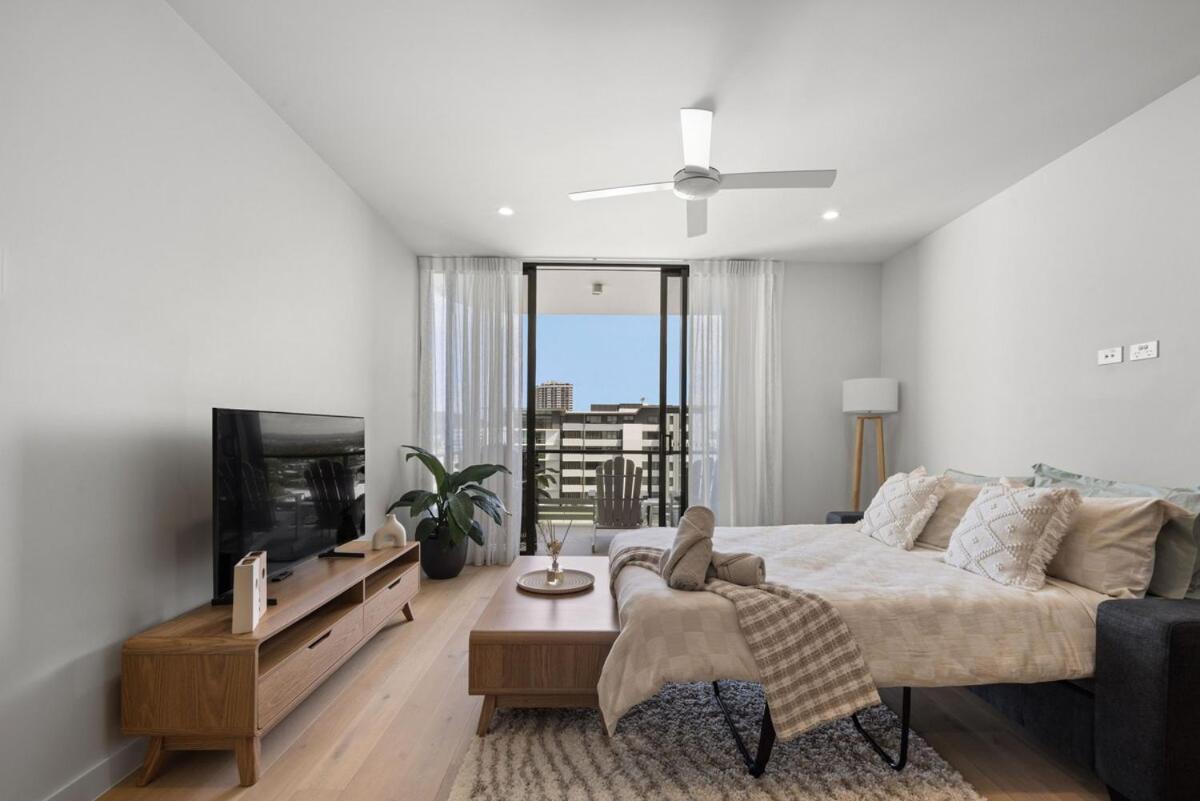 Modern Beachside Oasis 1BR Apartment Free Wi-Fi