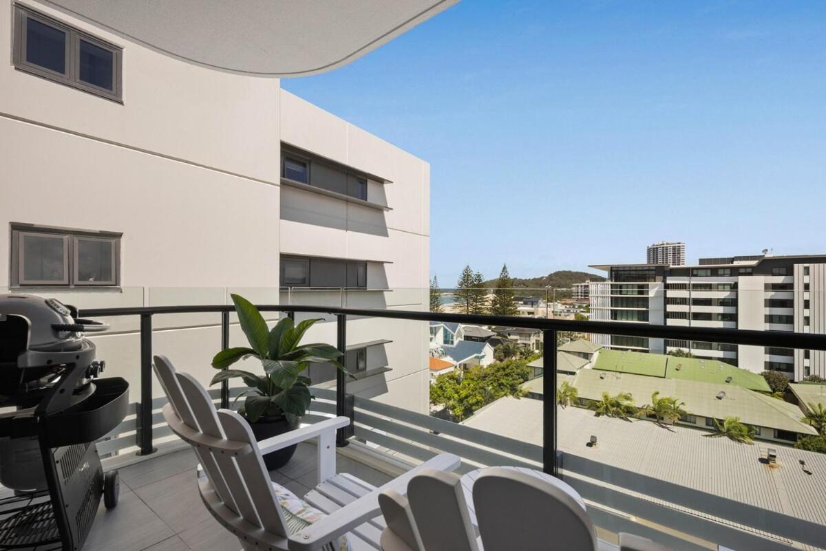 Modern Beachside Oasis 1BR Apartment Free Wi-Fi